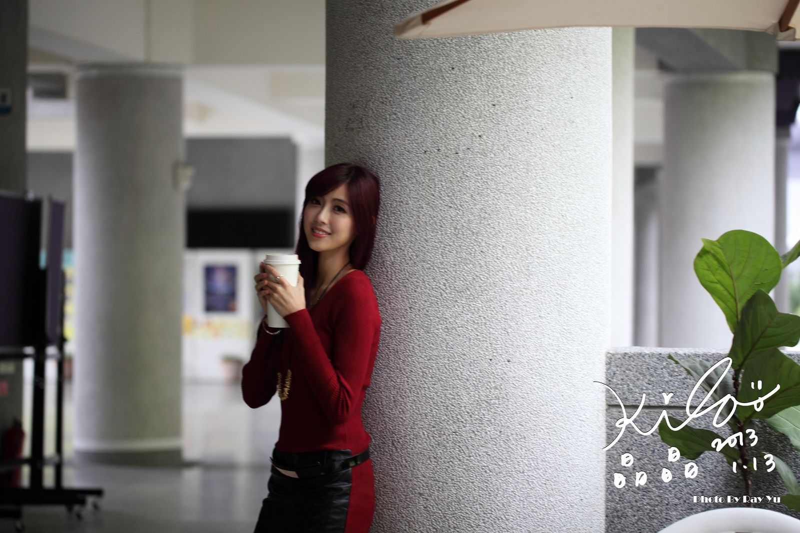 金允乔/Kila晶晶《黑丝套裙街拍》-图15