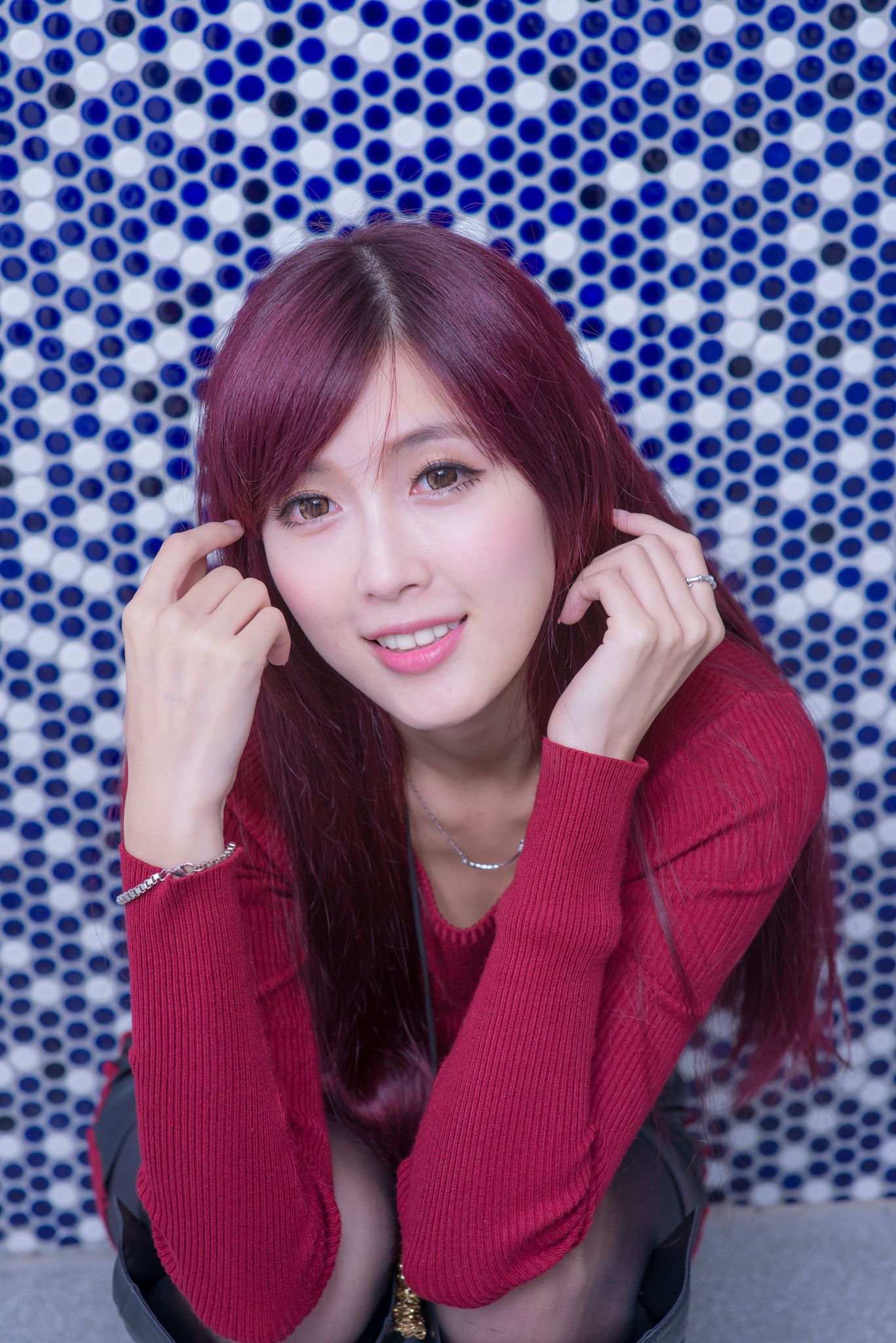 金允乔/Kila晶晶《黑丝套裙街拍》-图49