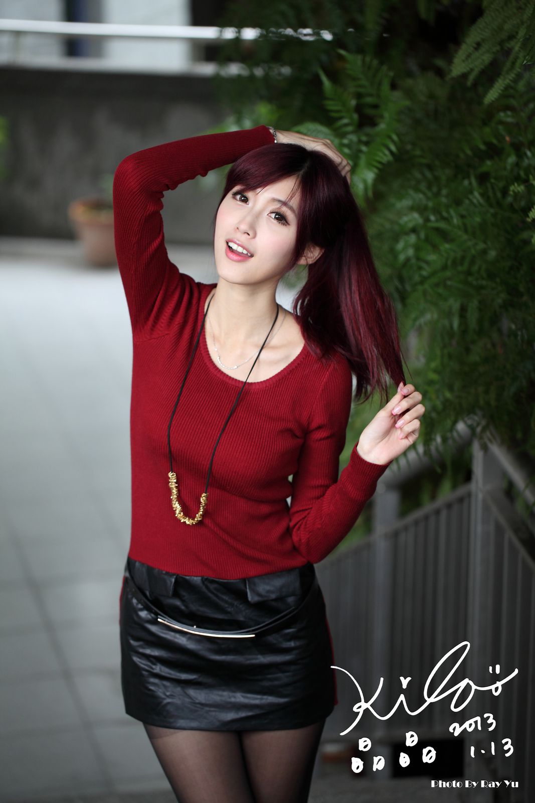 金允乔/Kila晶晶《黑丝套裙街拍》-图87