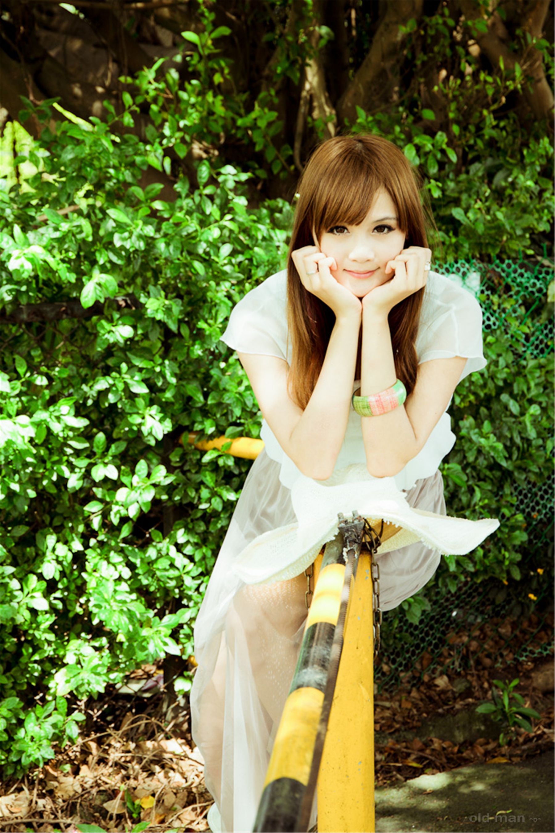 台湾模特熊维妮《美军宿舍随拍》-图33