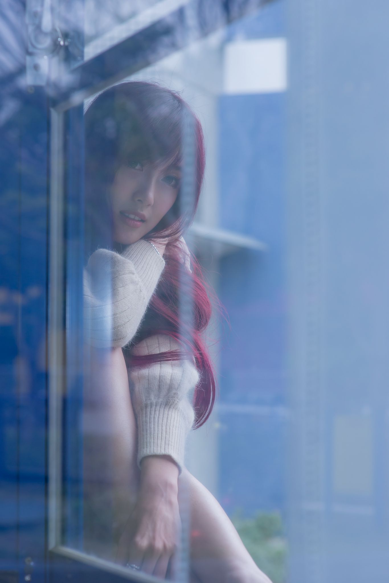 Kila晶晶/廖挺伶《针织衫套裙街拍》-图0