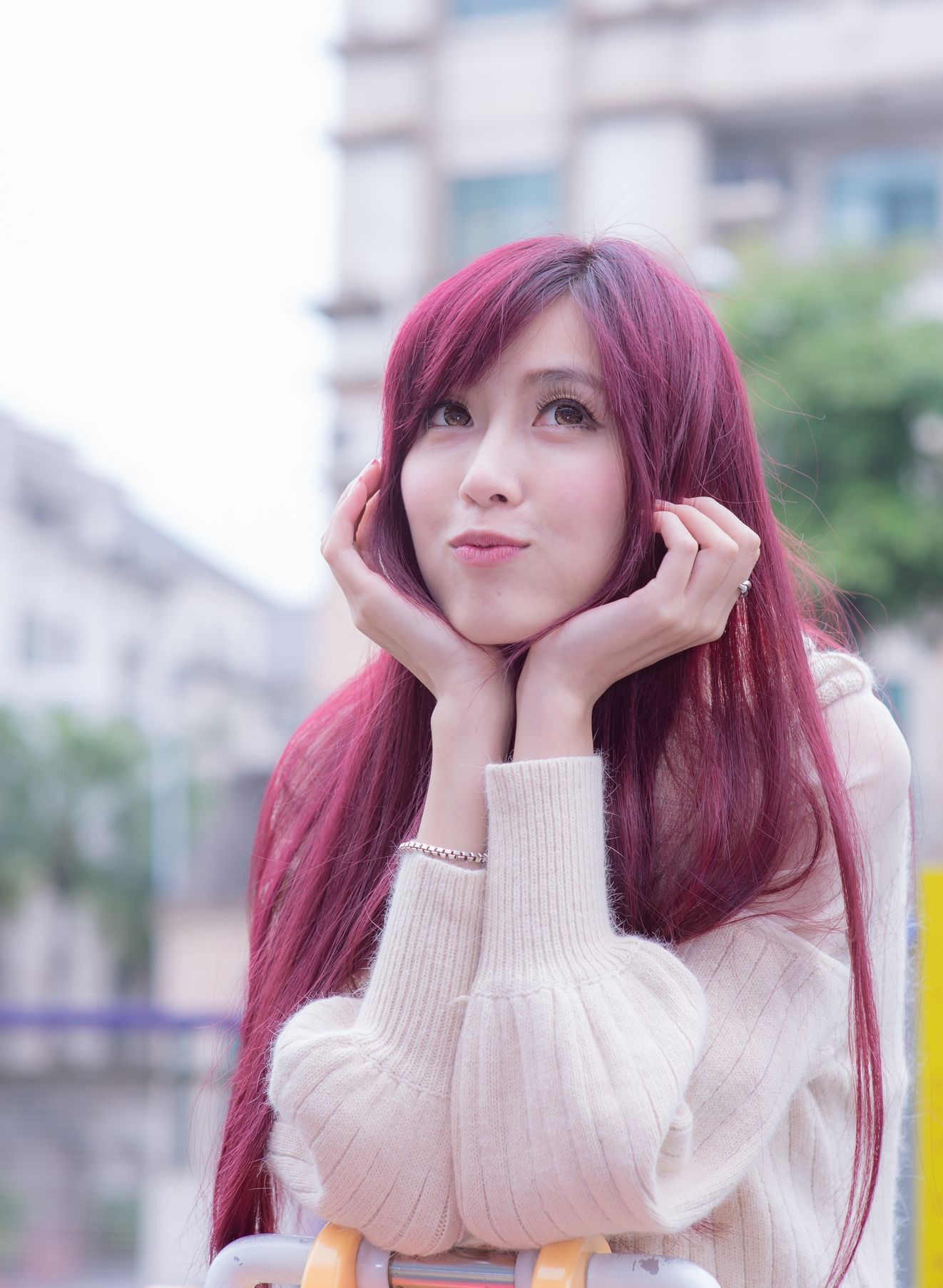 Kila晶晶/廖挺伶《针织衫套裙街拍》-图116