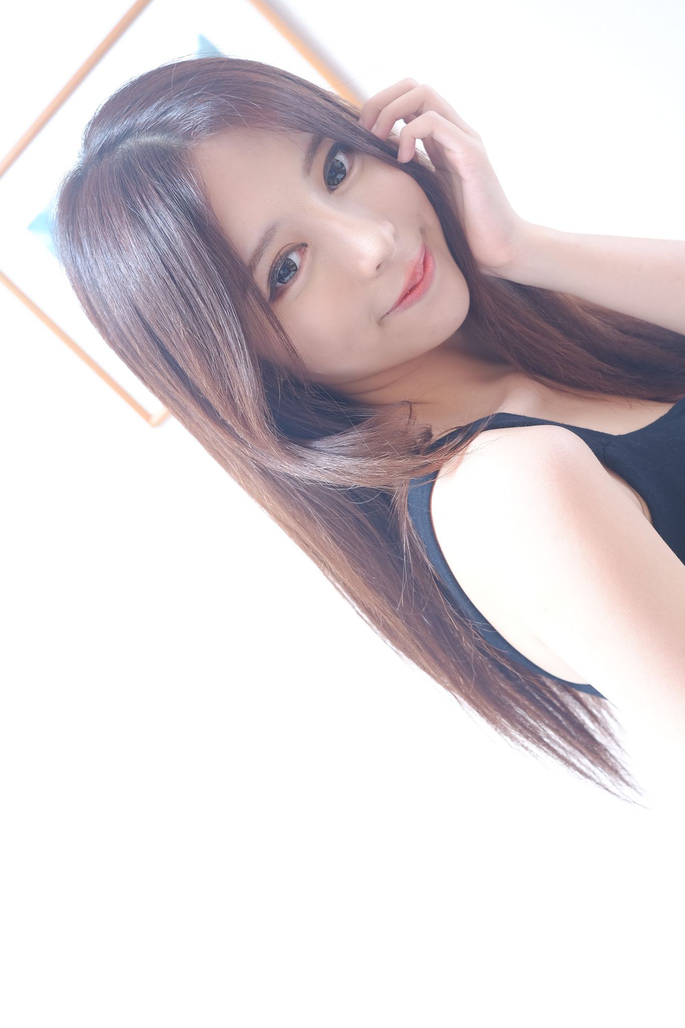 网红嫩模张齐郡JULIE《甜美吊带女神》-图18