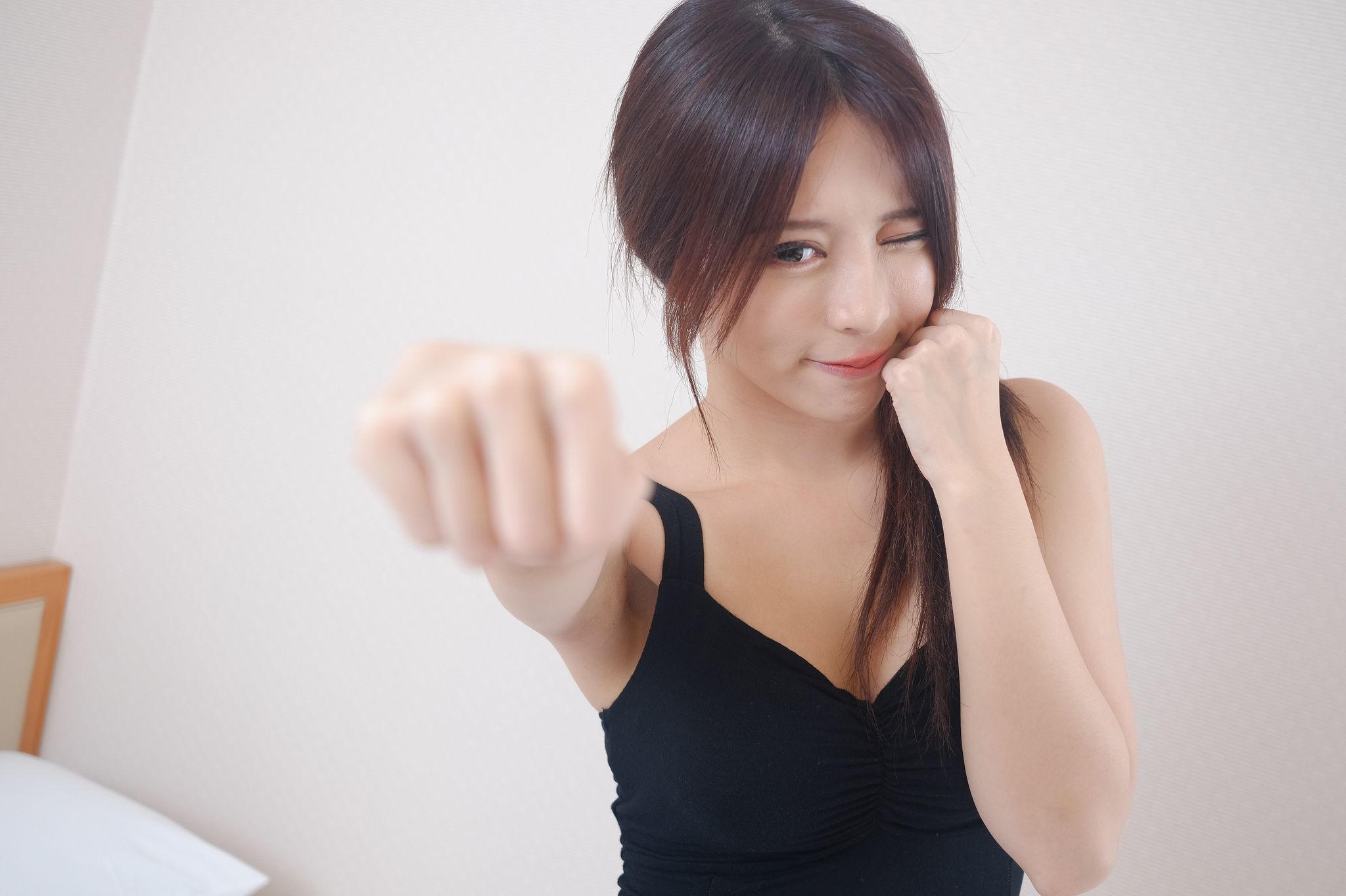 网红嫩模张齐郡JULIE《甜美吊带女神》-图28