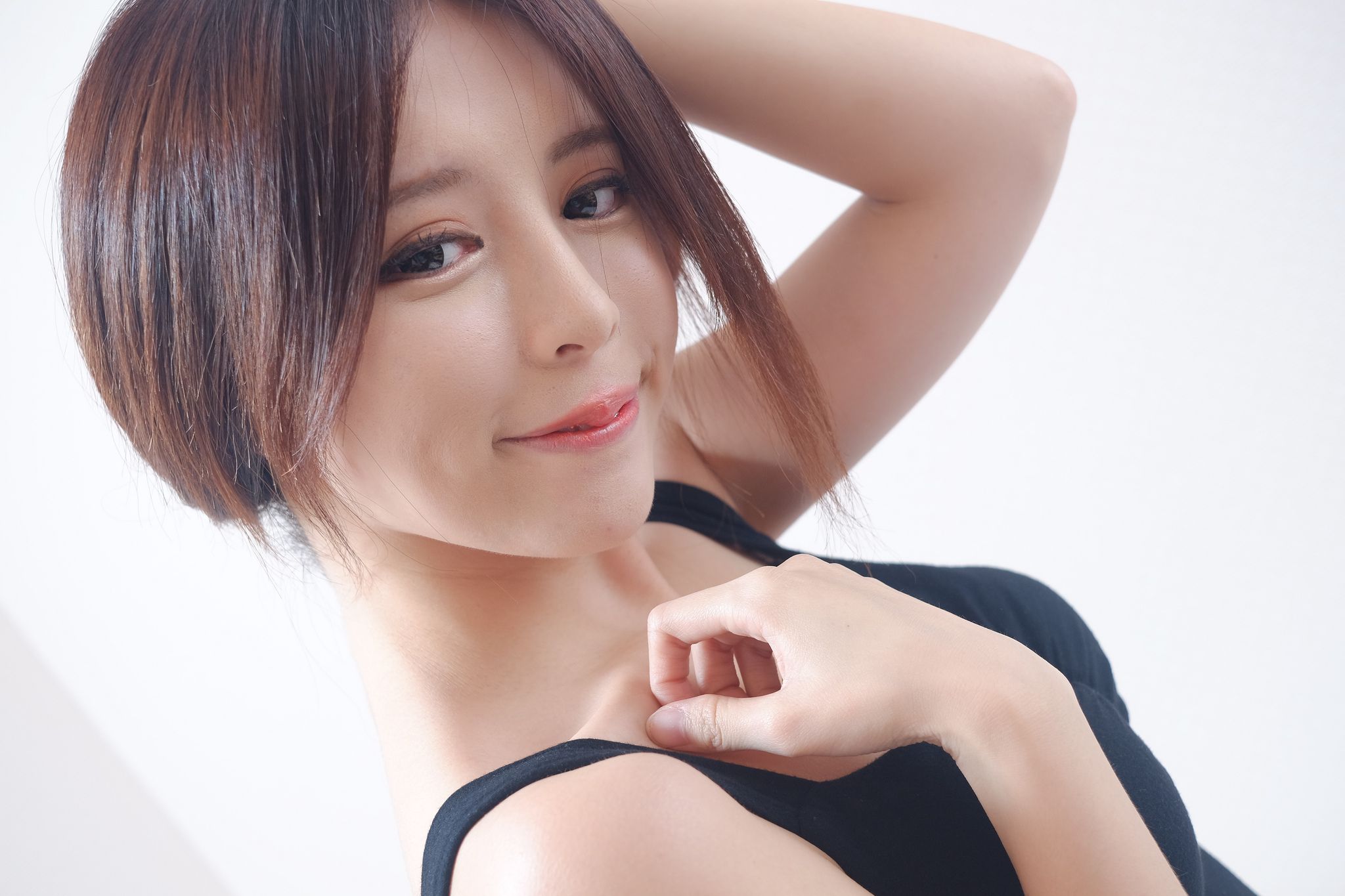 网红嫩模张齐郡JULIE《甜美吊带女神》-图54