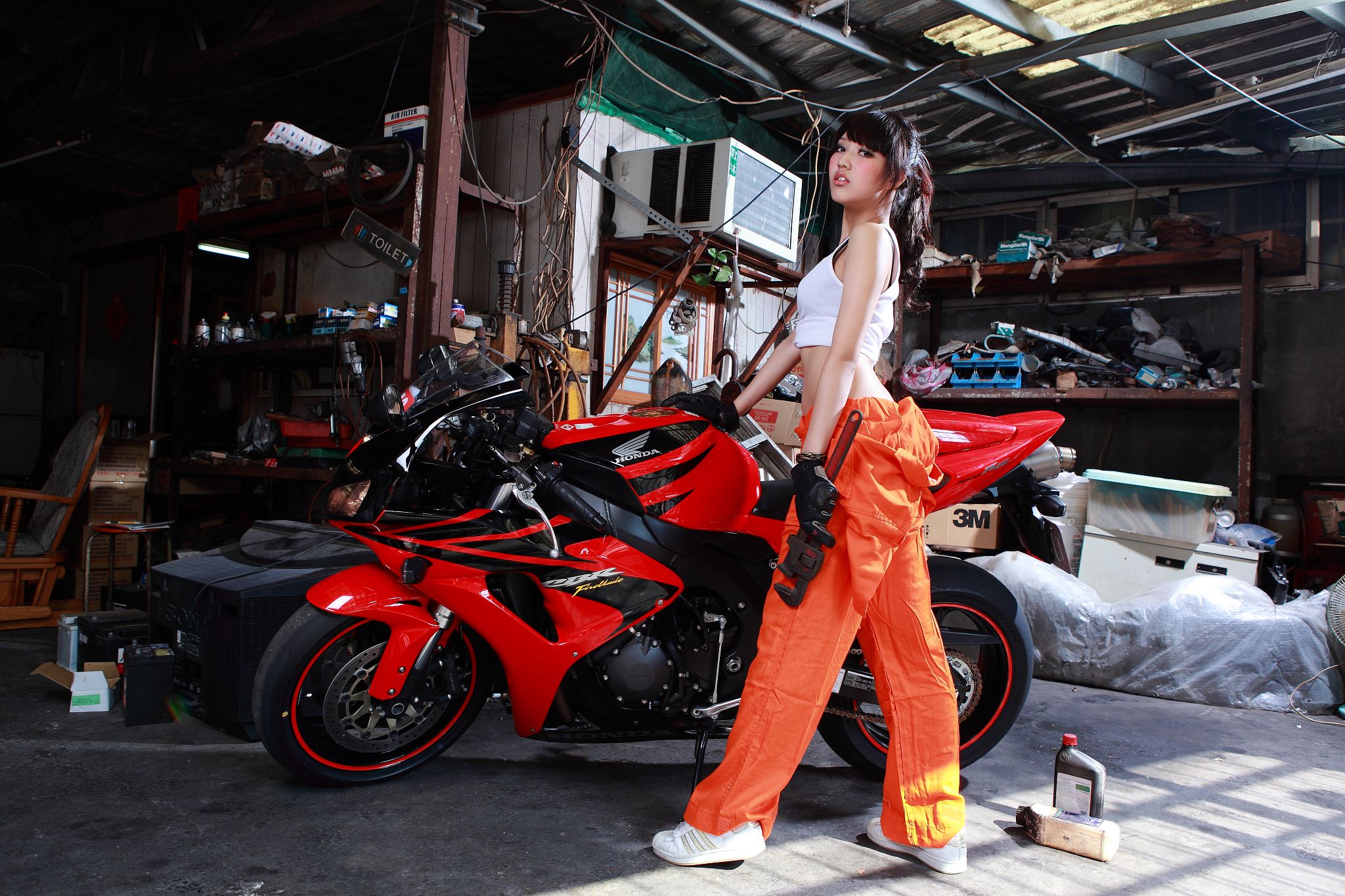 台湾黑丝教主Jill/陈玮廷《街拍图片大合集》写真合集-图23