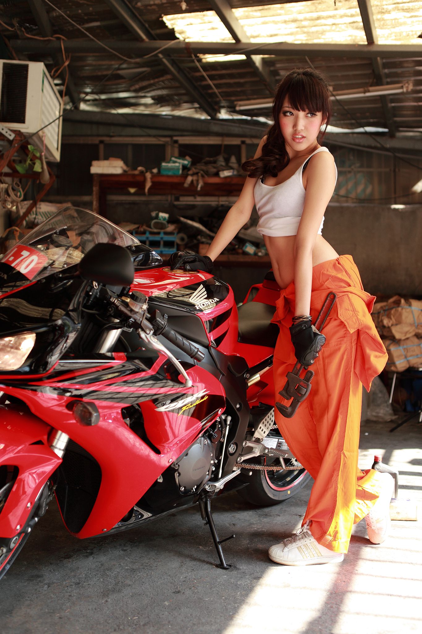 台湾黑丝教主Jill/陈玮廷《街拍图片大合集》写真合集-图25