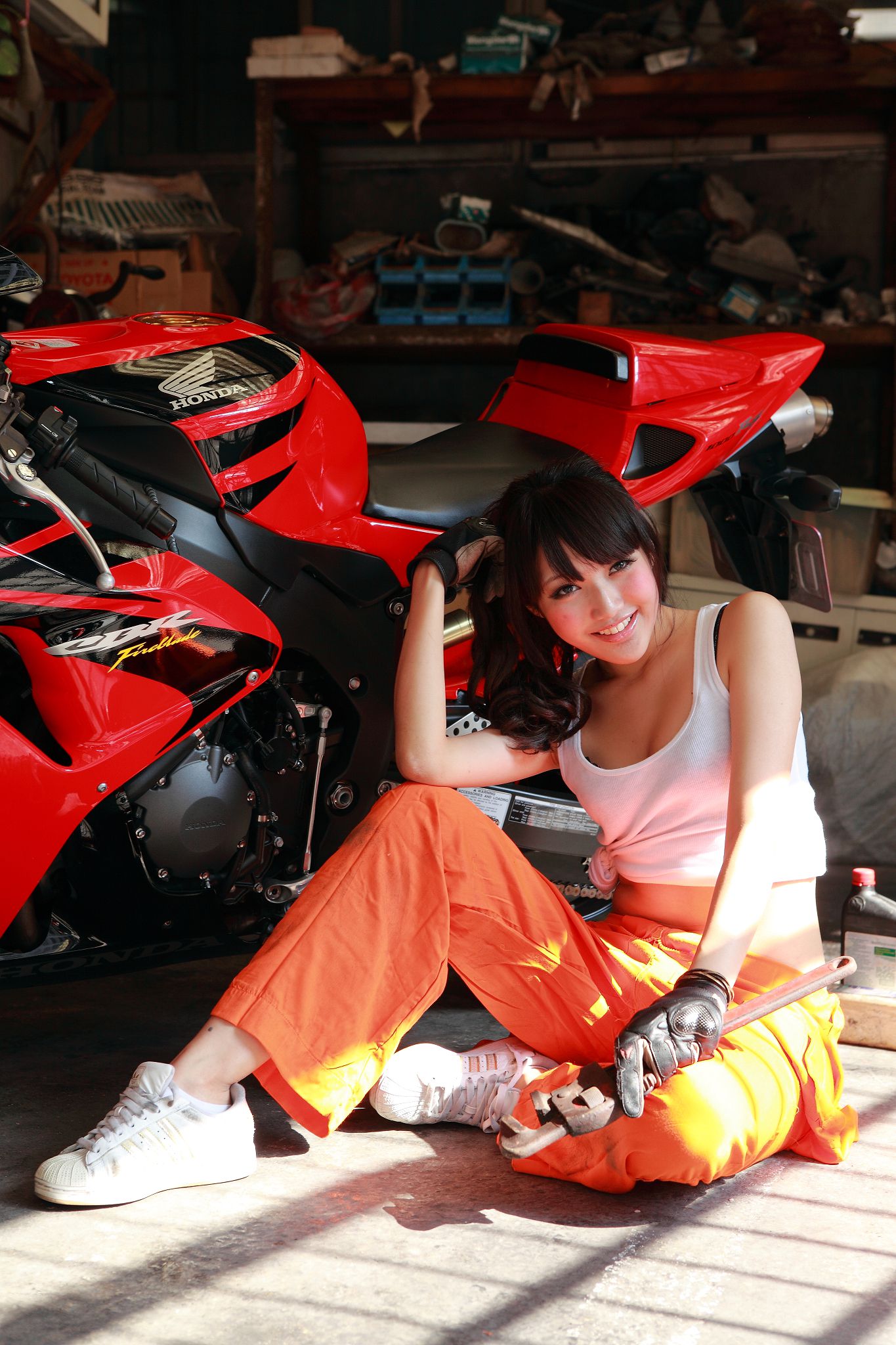 台湾黑丝教主Jill/陈玮廷《街拍图片大合集》写真合集-图28