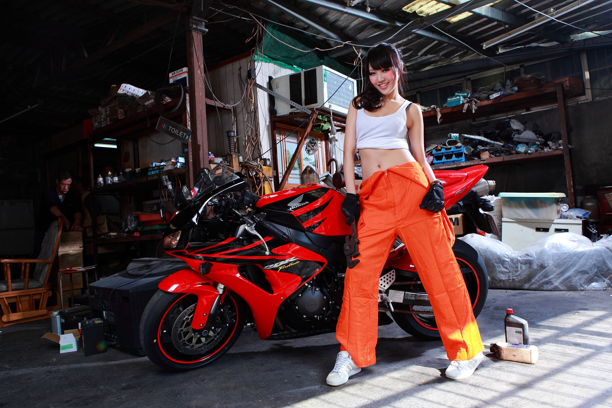 台湾黑丝教主Jill/陈玮廷《街拍图片大合集》写真合集-图31