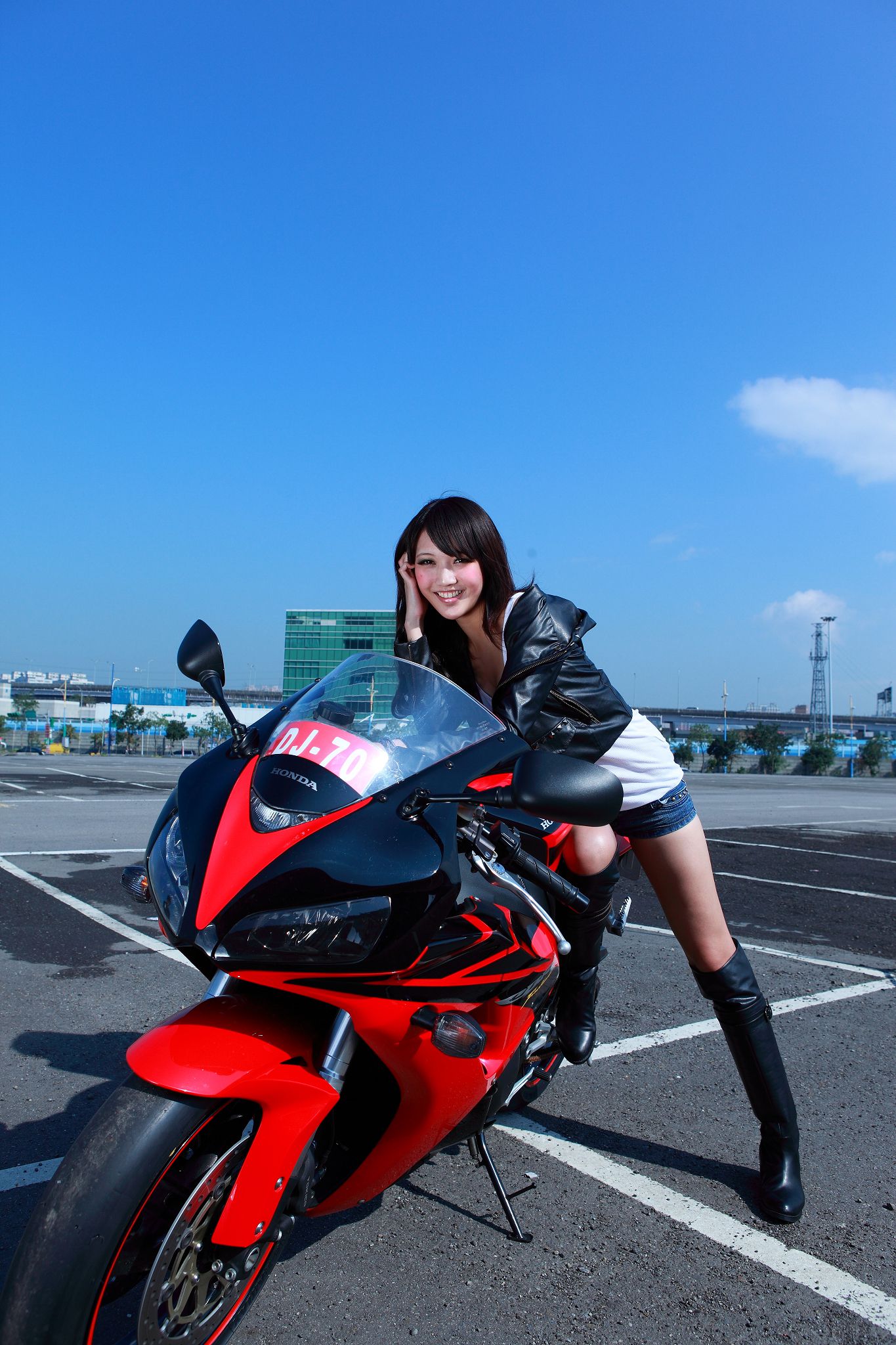 台湾黑丝教主Jill/陈玮廷《街拍图片大合集》写真合集-图39