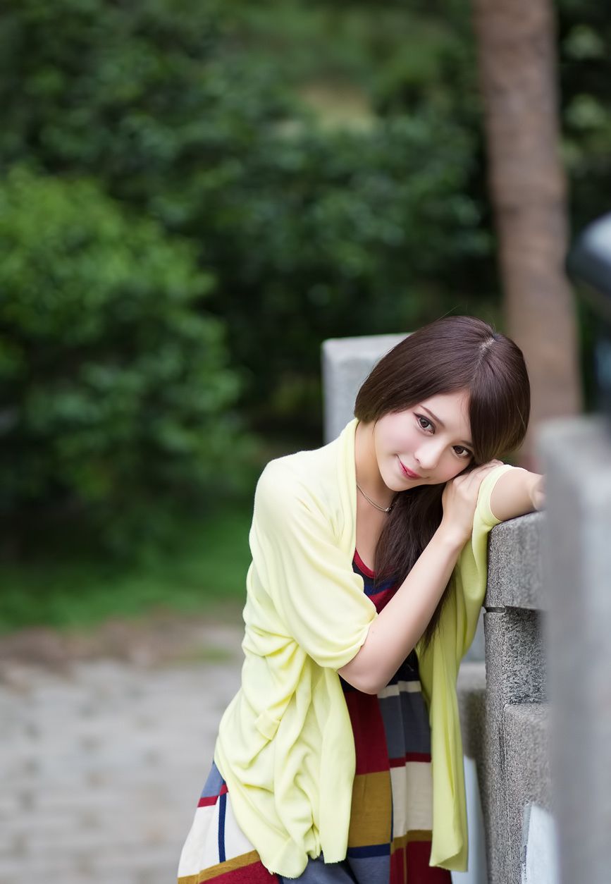 台湾女神张齐郡JULIE《踏青》-图3