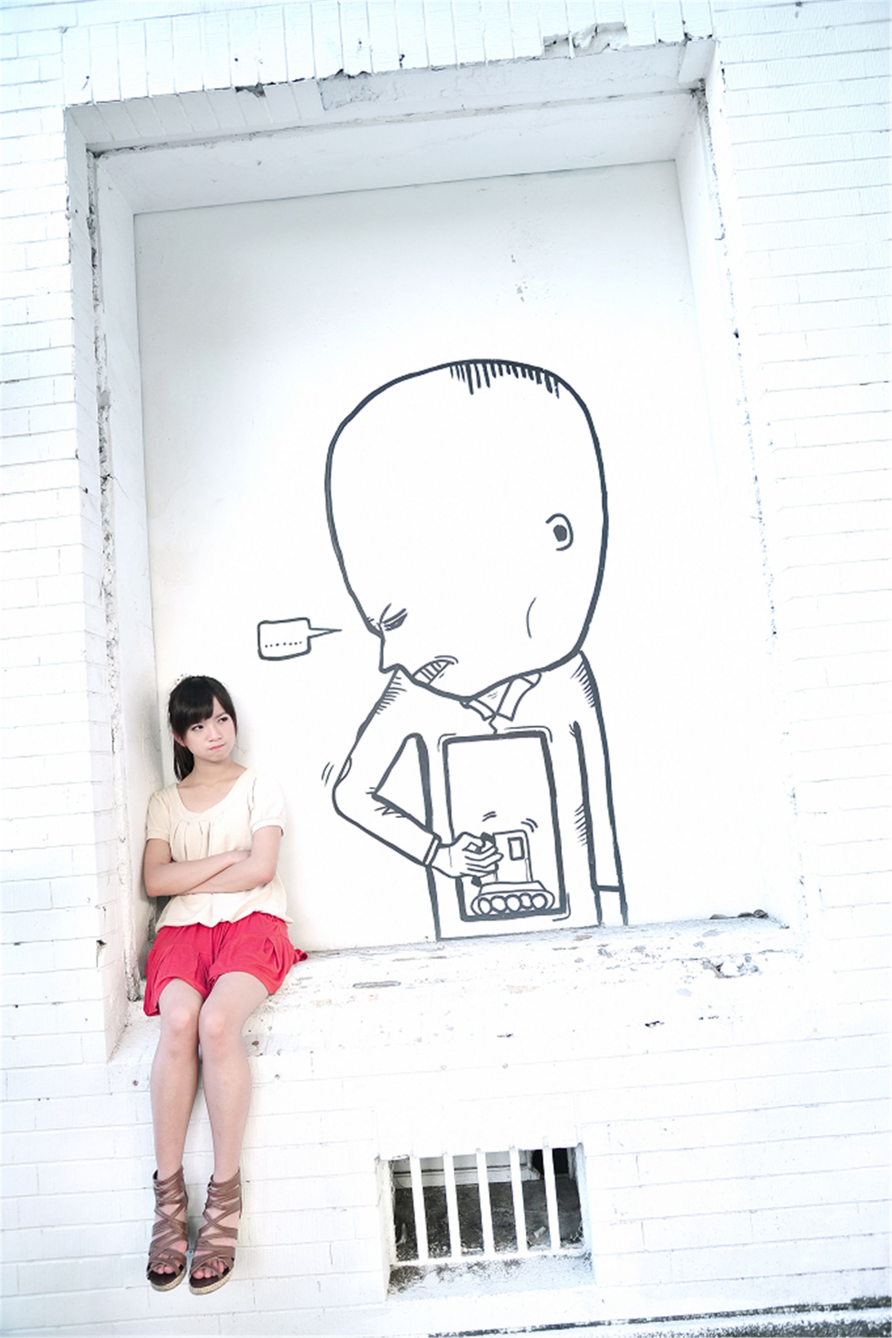 台湾美少女小敬(虞成敬)《逸仙公园外拍》-图0