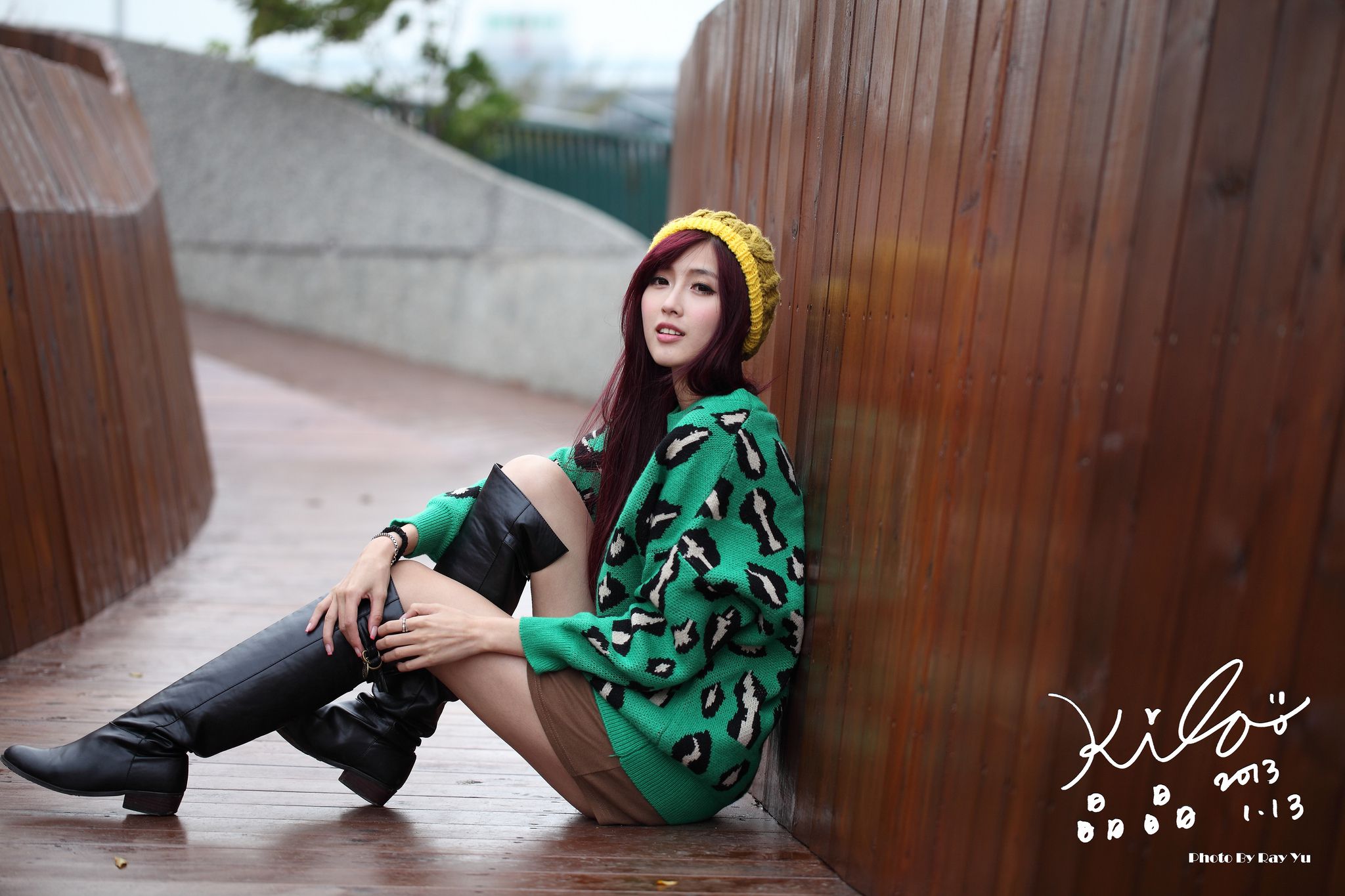 台湾模特廖挺伶/Kila晶晶《绿色长衣+长靴》街拍-图2