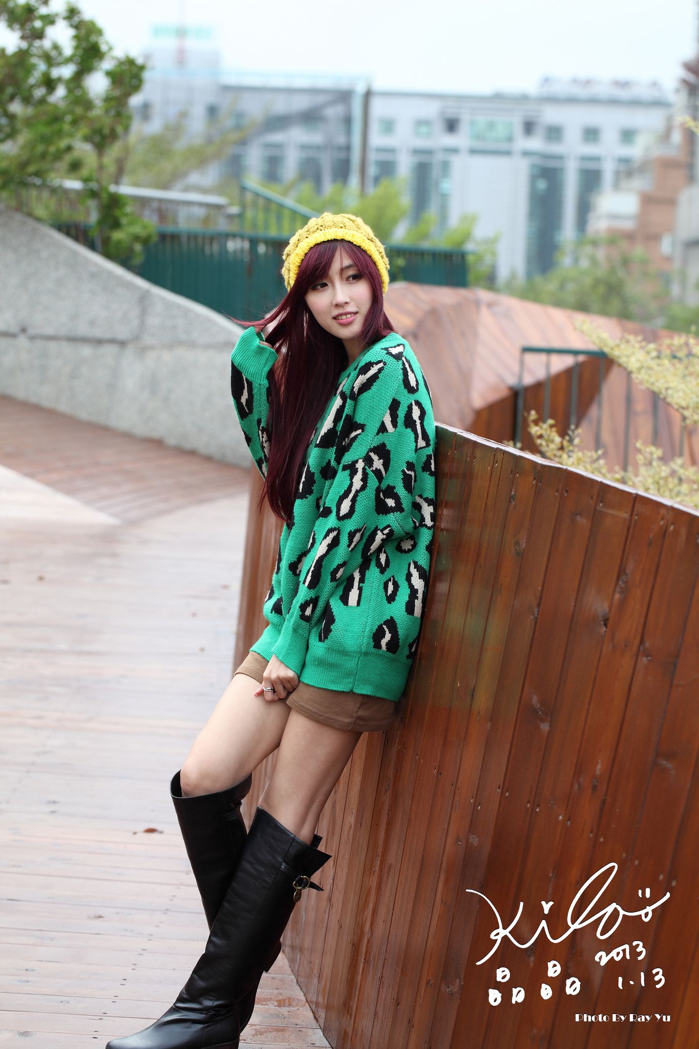 台湾模特廖挺伶/Kila晶晶《绿色长衣+长靴》街拍-图4