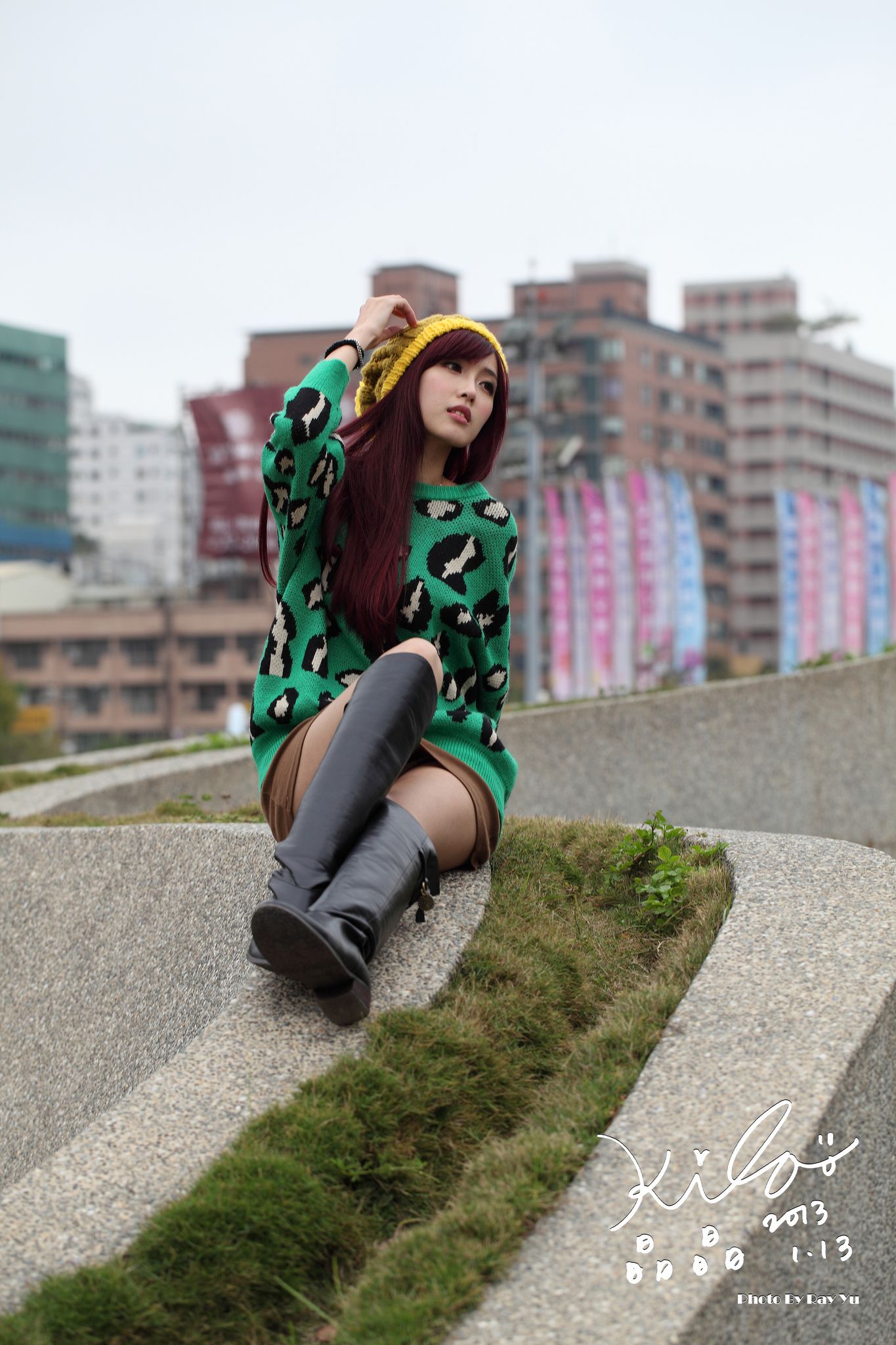台湾模特廖挺伶/Kila晶晶《绿色长衣+长靴》街拍-图58