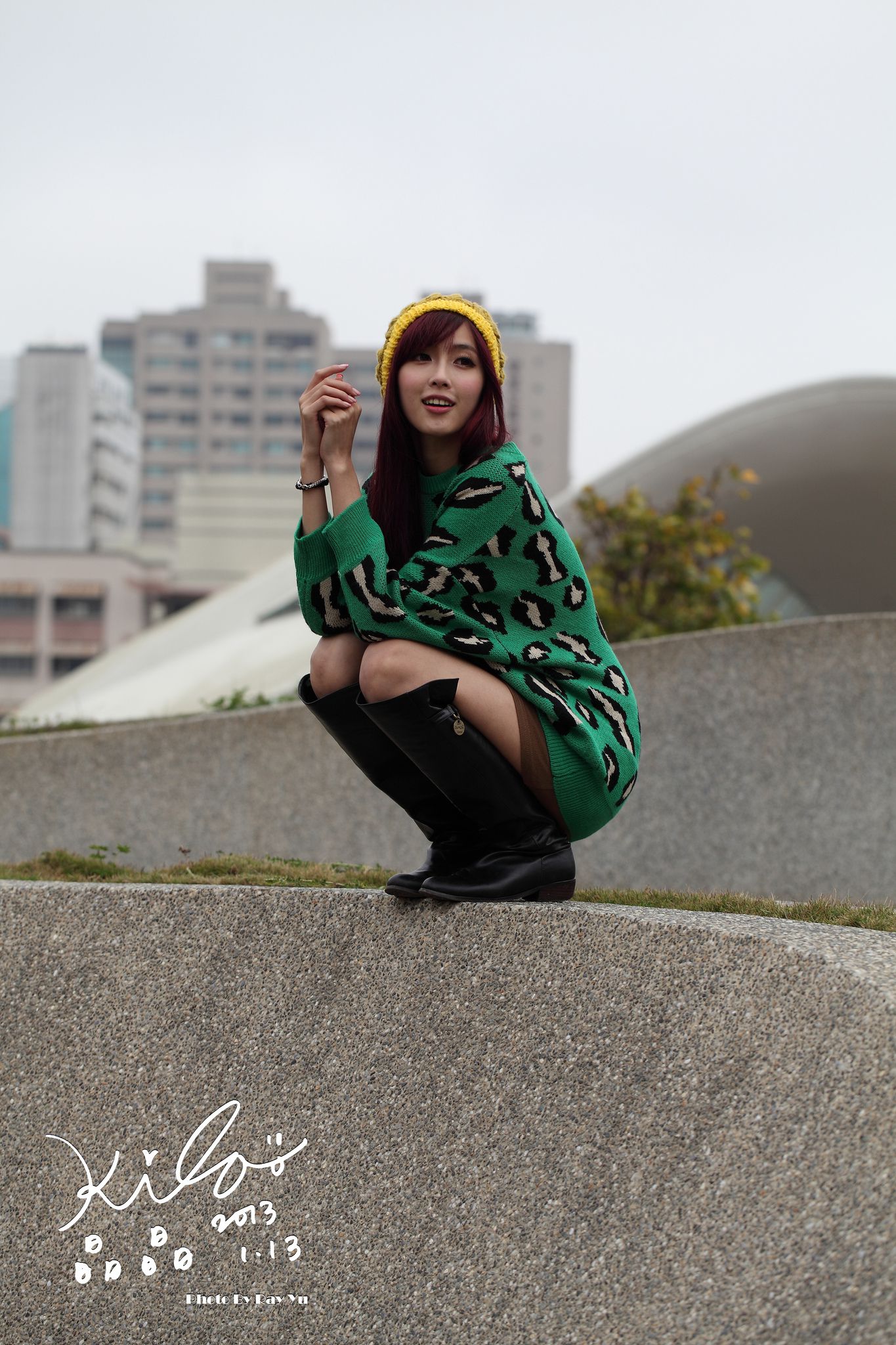 台湾模特廖挺伶/Kila晶晶《绿色长衣+长靴》街拍-图60