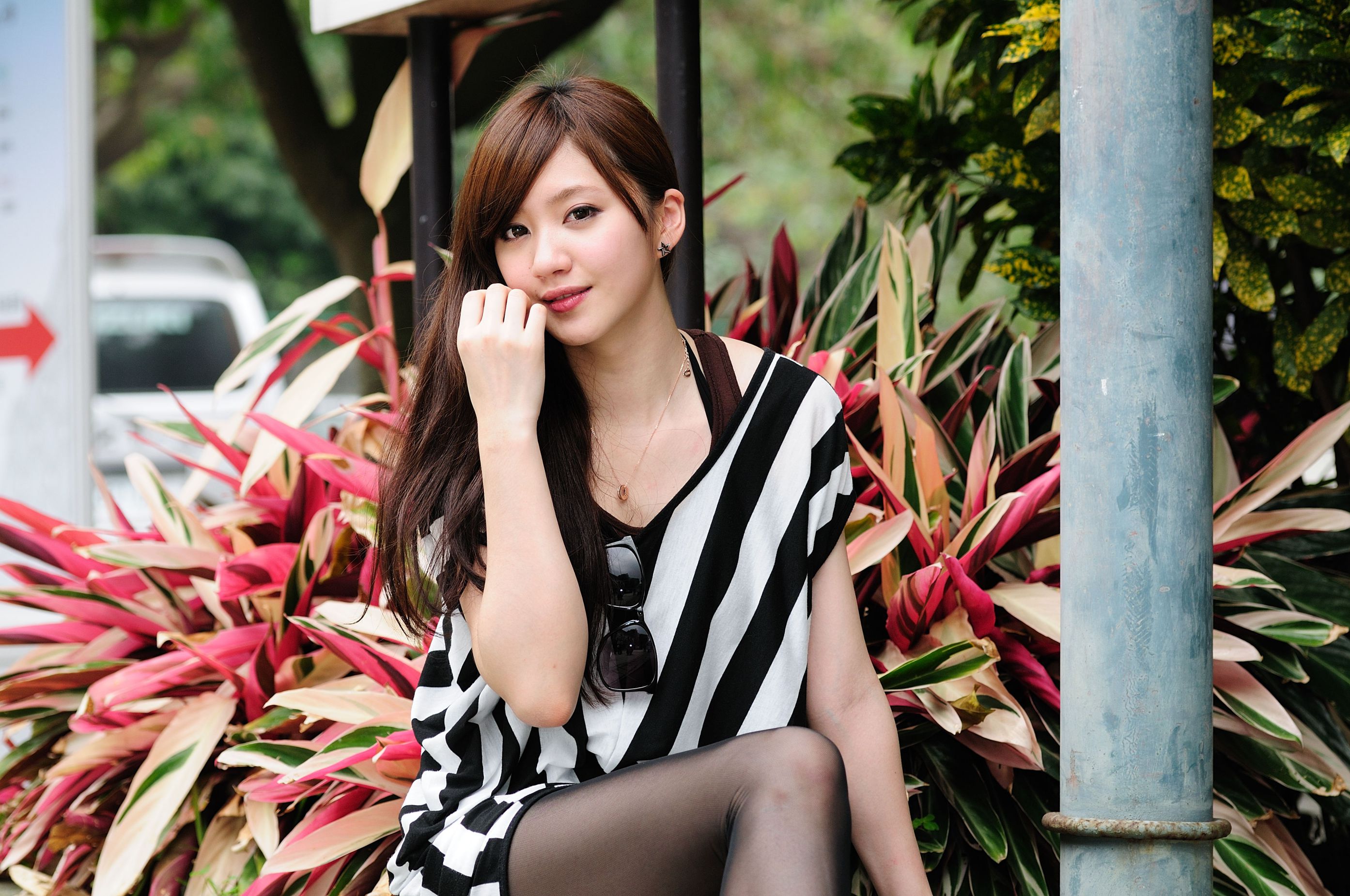 台湾美少女小雅《黑丝正妹街拍》-图11