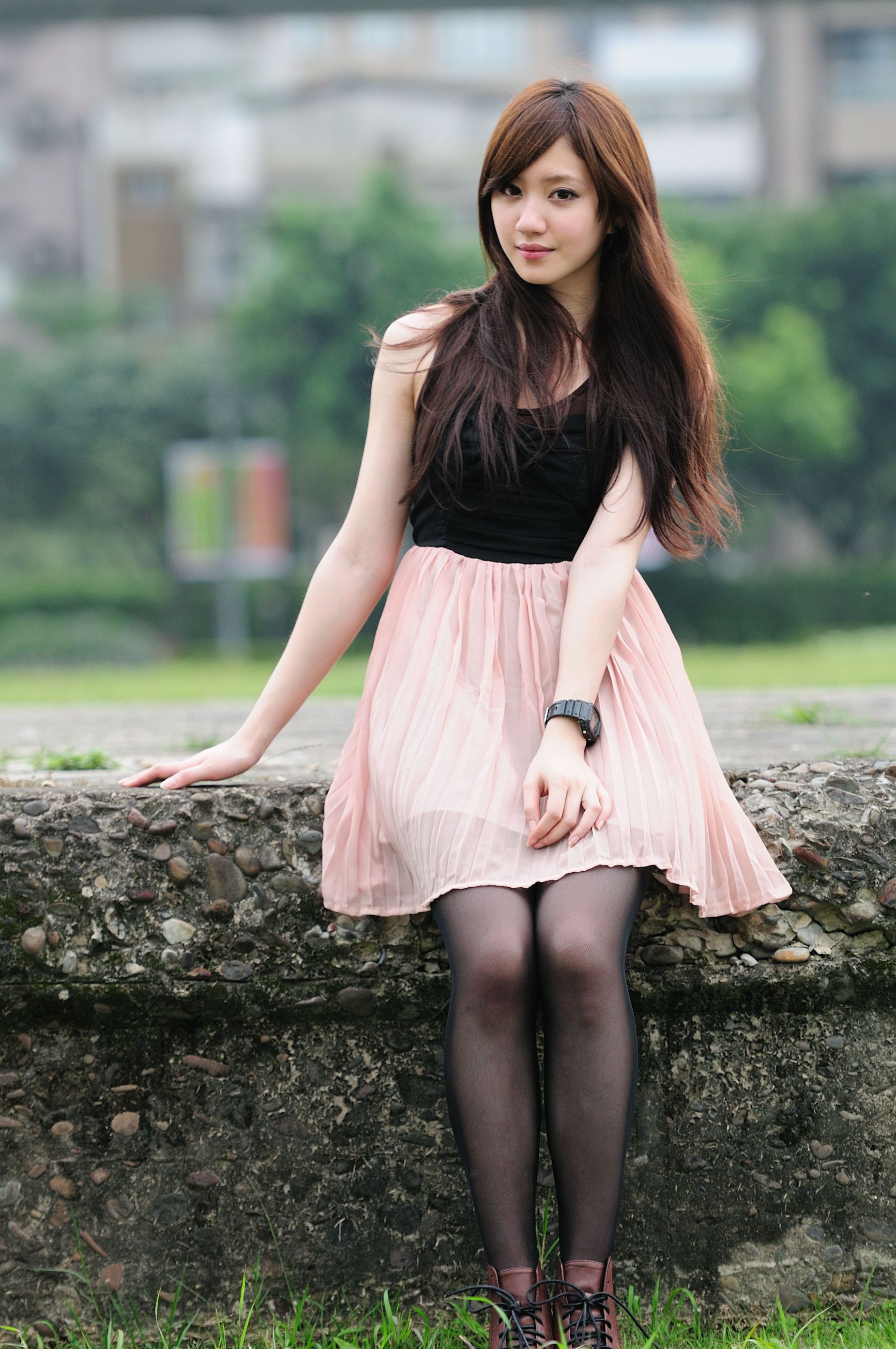 台湾美少女小雅《黑丝正妹街拍》-图25