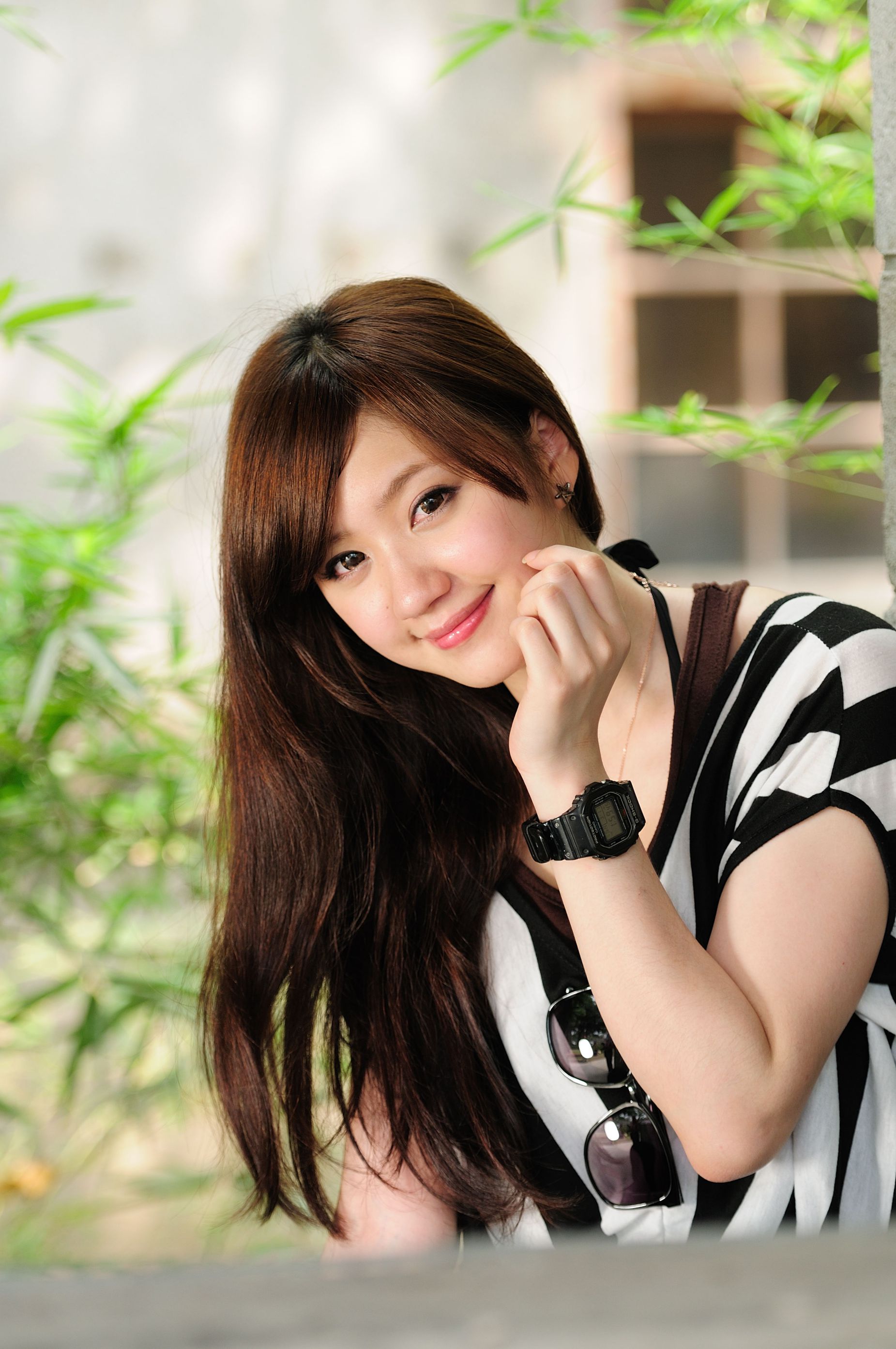 台湾美少女小雅《黑丝正妹街拍》-图7