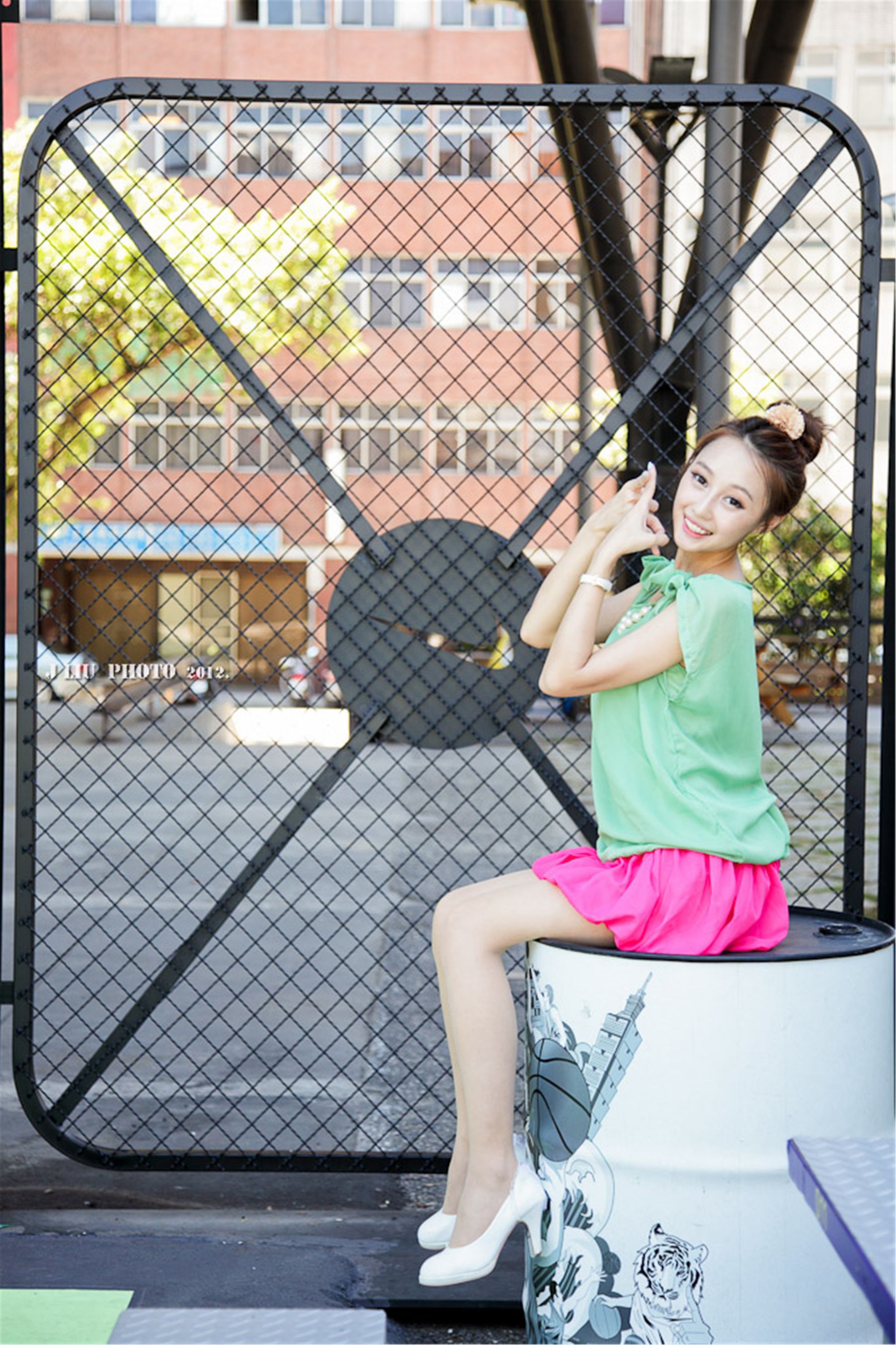 台湾妹子Barbie《西門街拍》-图32