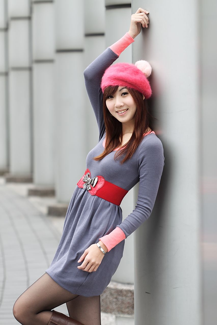 台湾清纯美女Angel《黑丝街拍图片》写真合集-图14