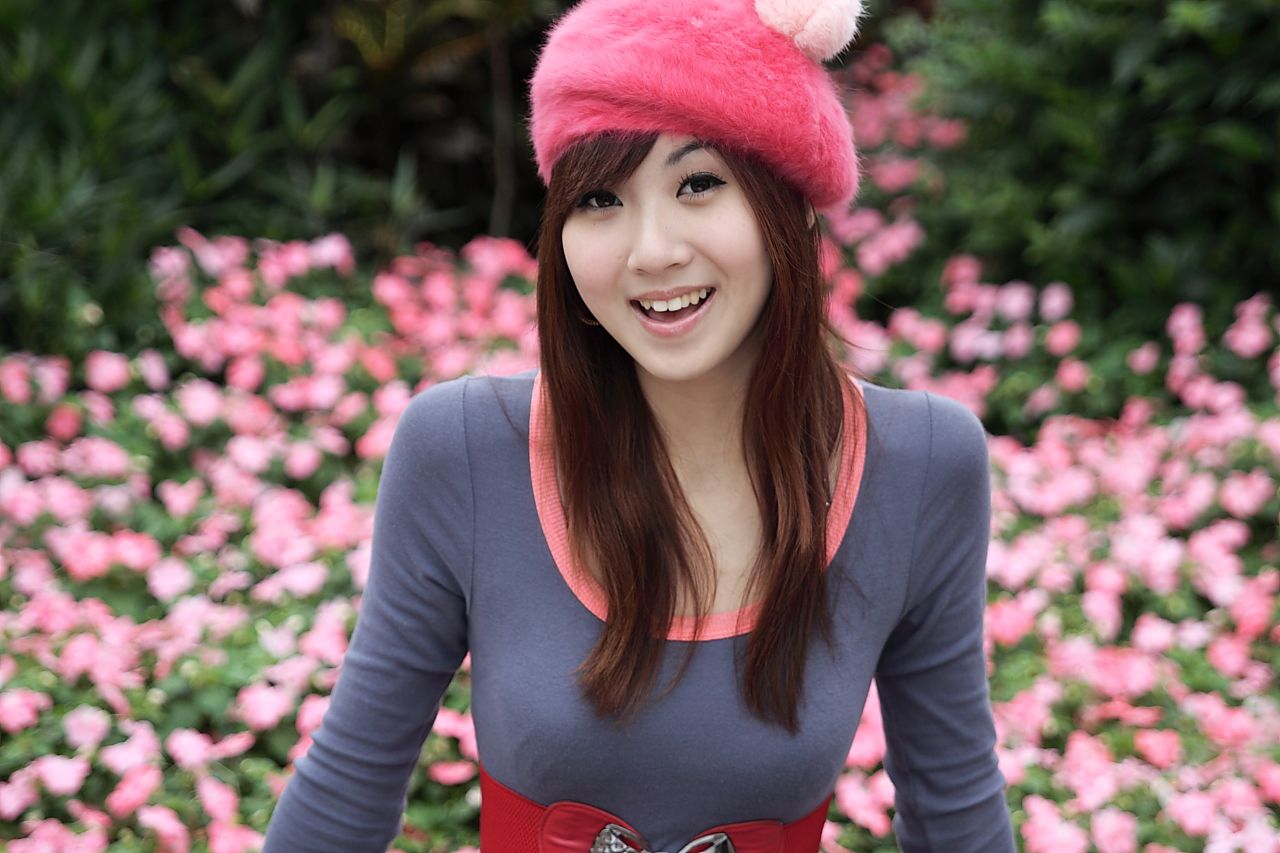 台湾清纯美女Angel《黑丝街拍图片》写真合集-图22