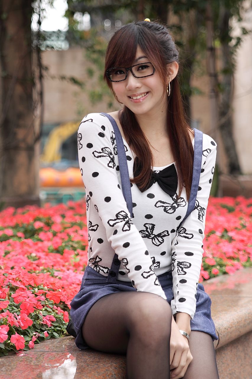 台湾清纯美女Angel《黑丝街拍图片》写真合集-图28