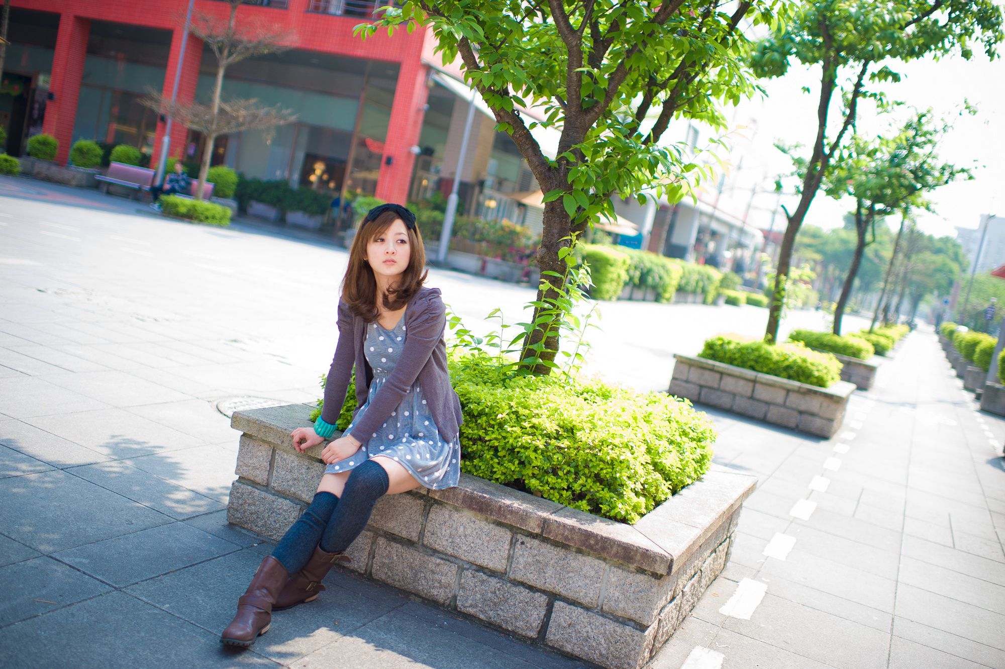 张允霏/果子MM《城市漫遊》-图0