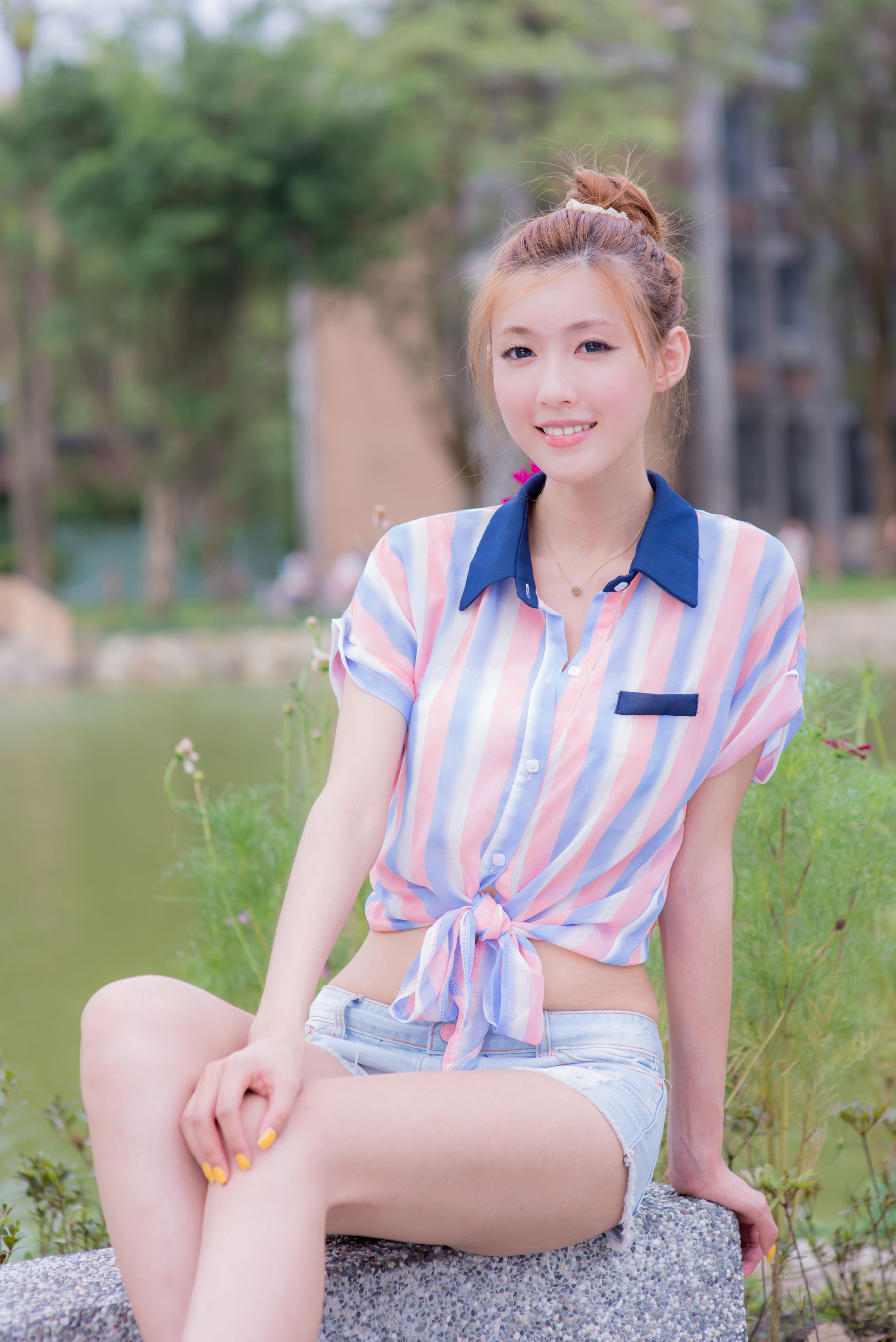 Kila晶晶/廖挺伶《小清新热裤美腿街拍》-图28