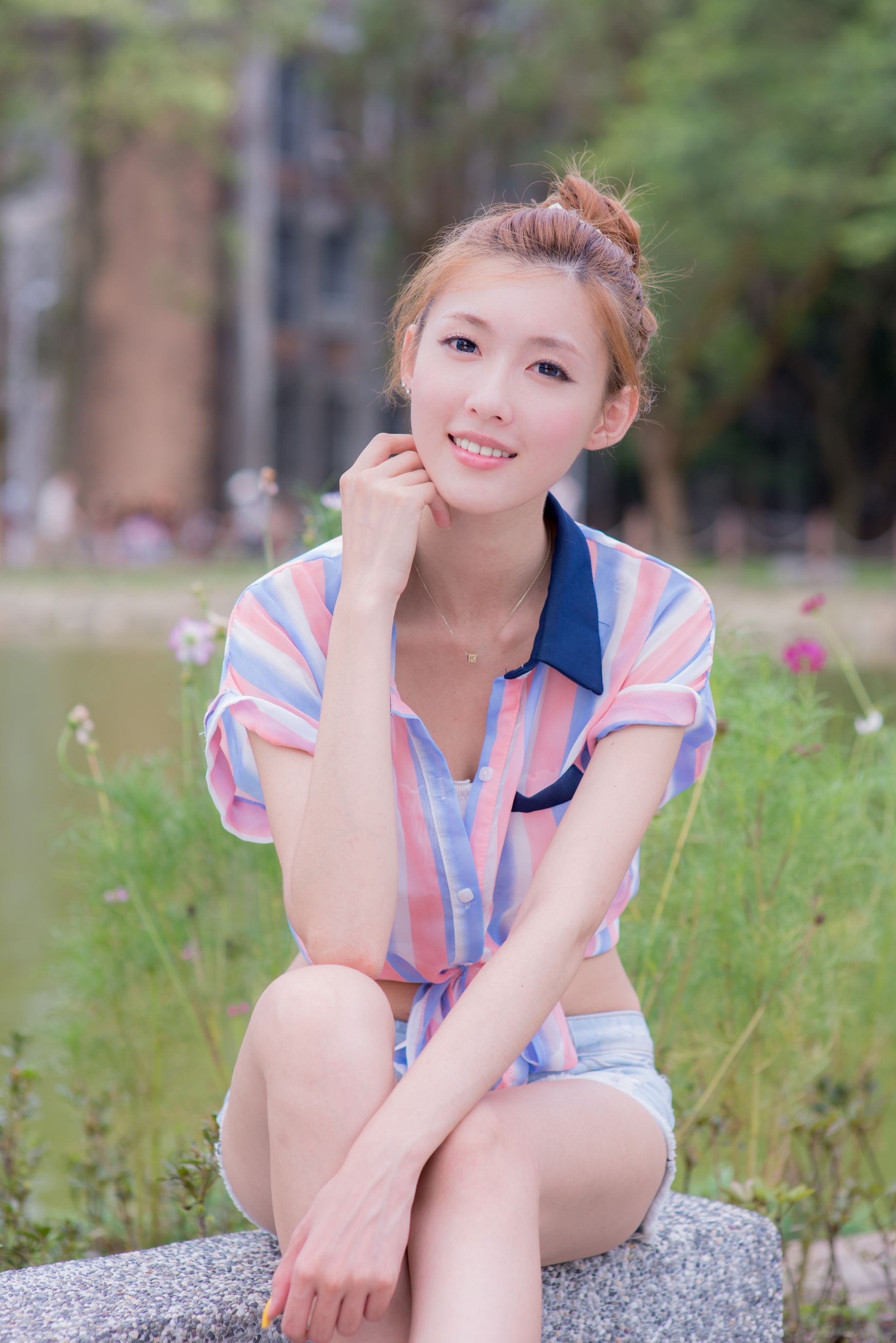 Kila晶晶/廖挺伶《小清新热裤美腿街拍》-图30