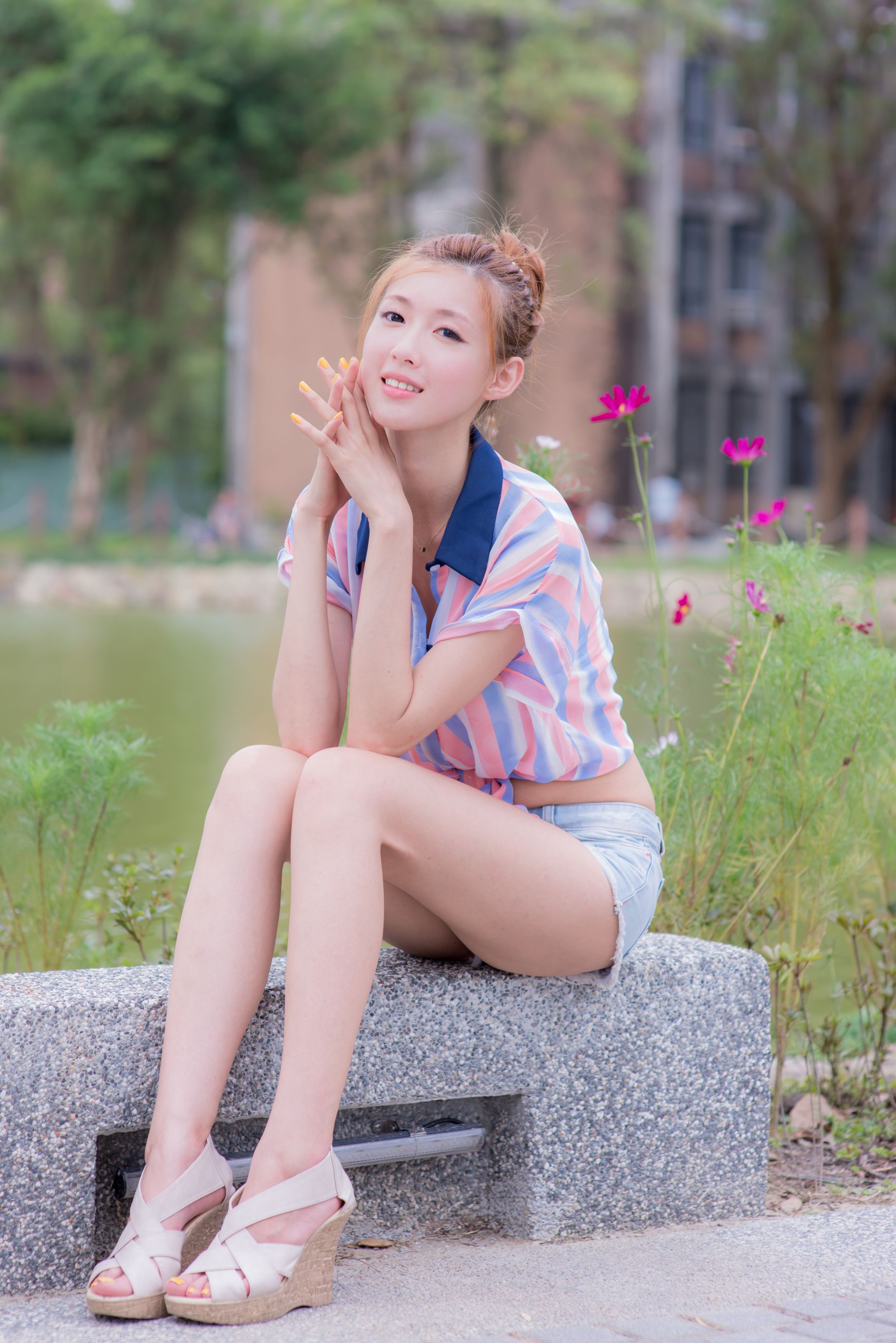 Kila晶晶/廖挺伶《小清新热裤美腿街拍》-图31