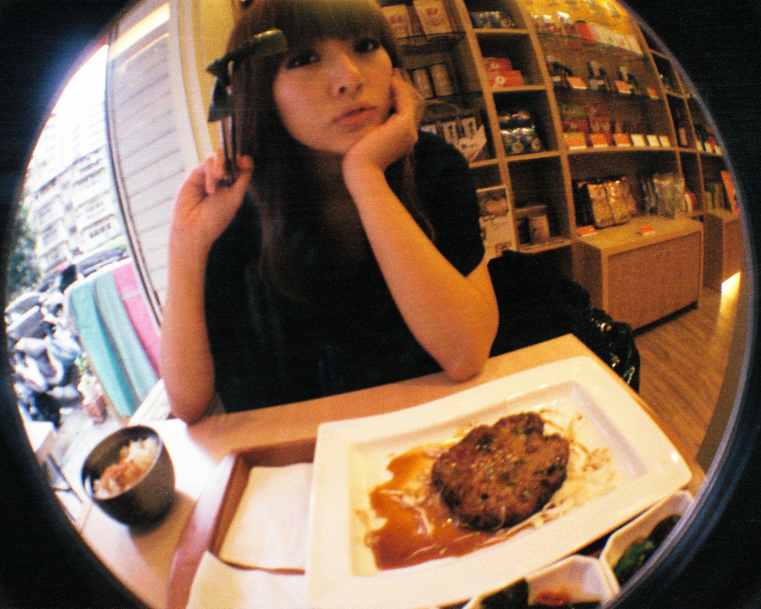 Mikako/张允霏《果子在果子咖啡》-图3