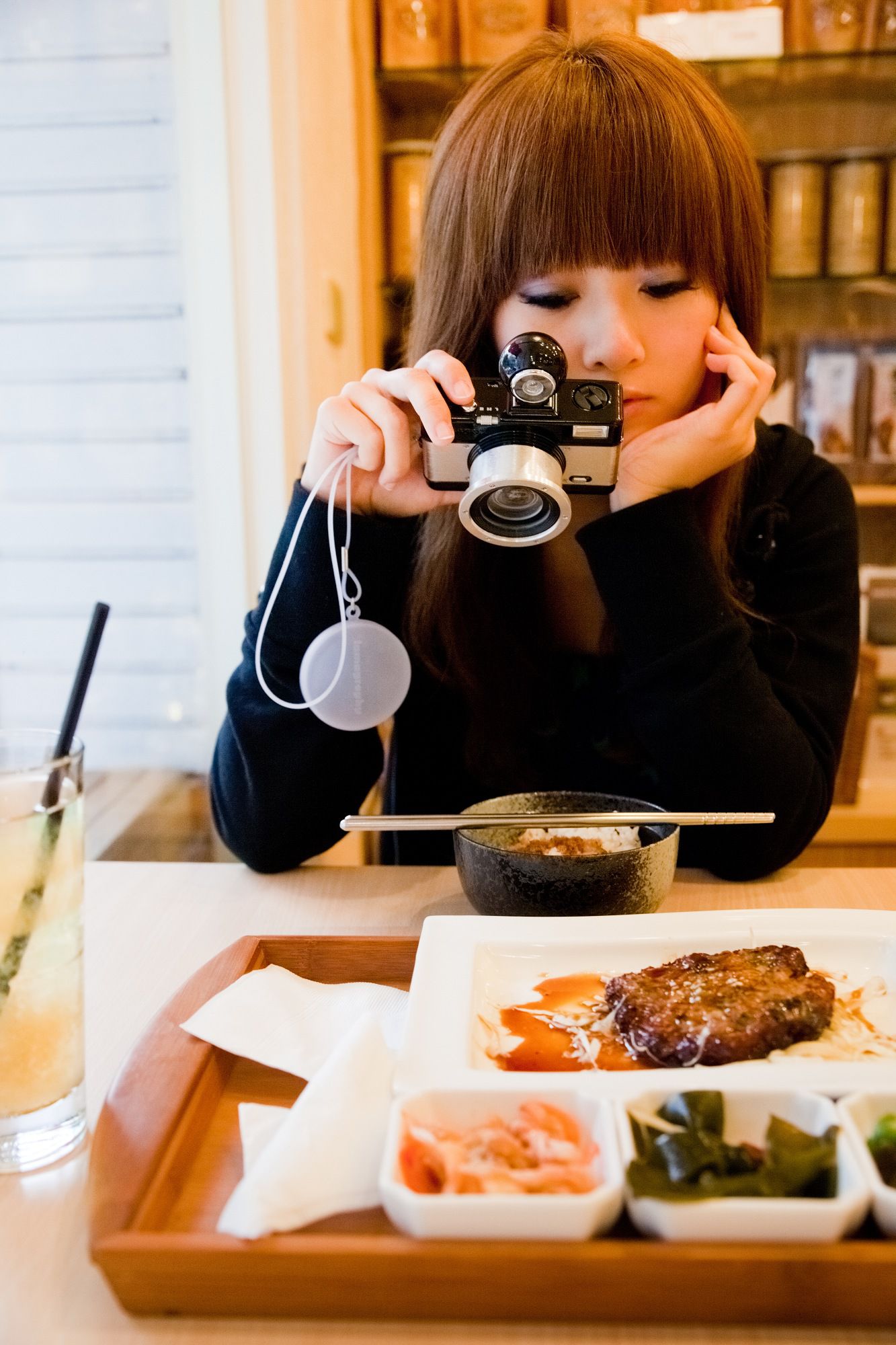 Mikako/张允霏《果子在果子咖啡》-图6