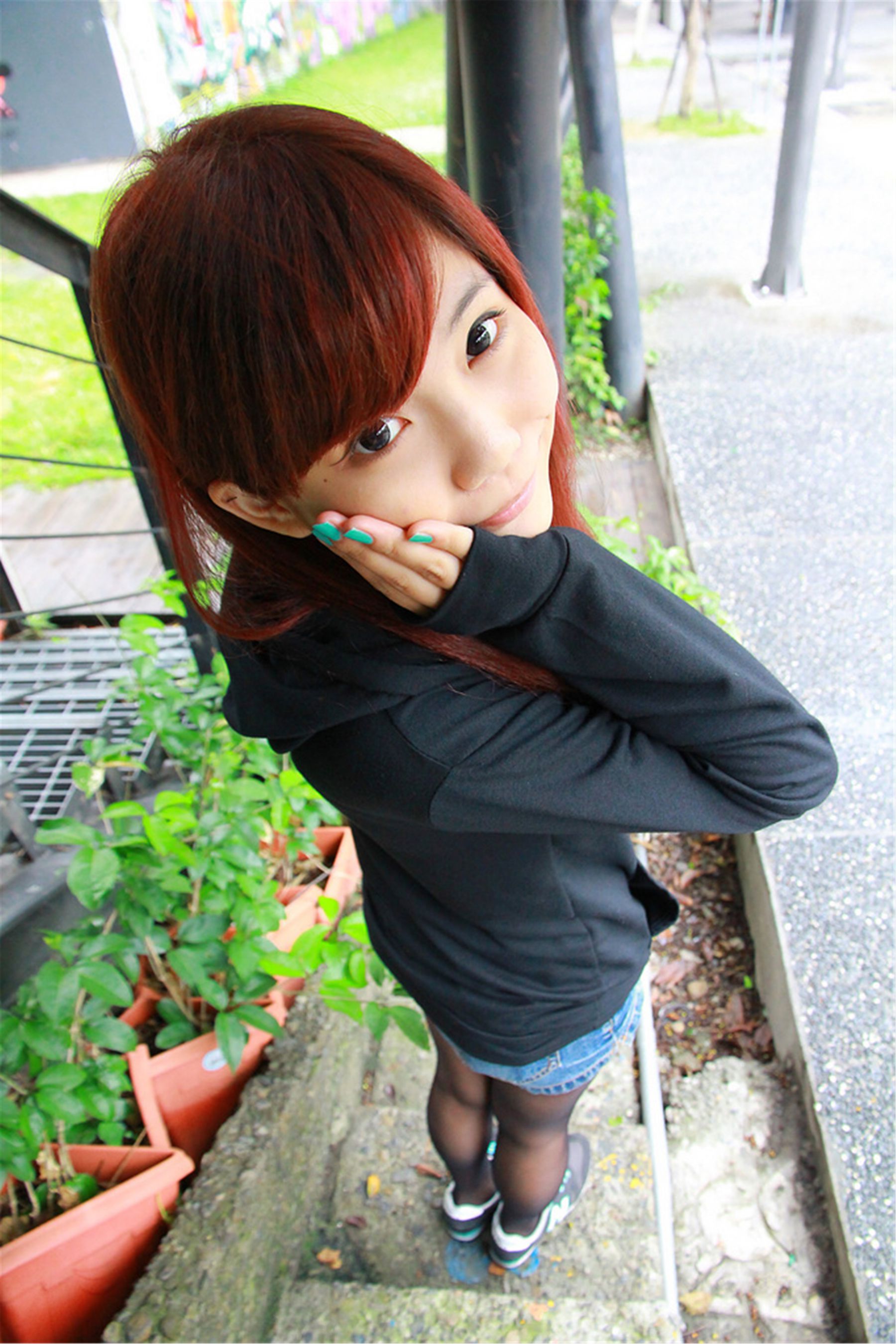 台湾美少女小静《電影公園外拍》-图14