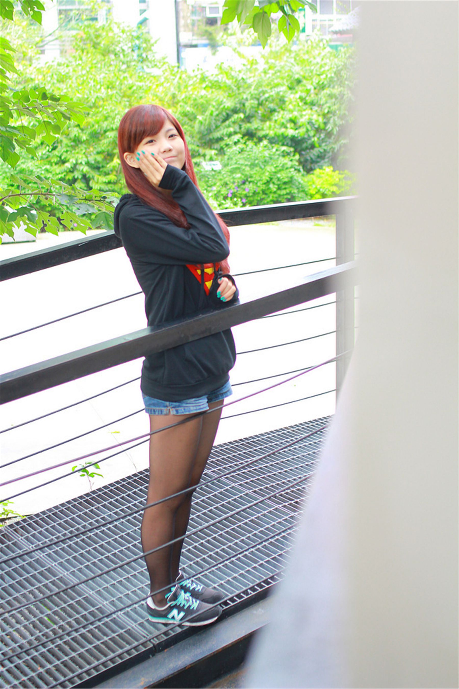 台湾美少女小静《電影公園外拍》-图18