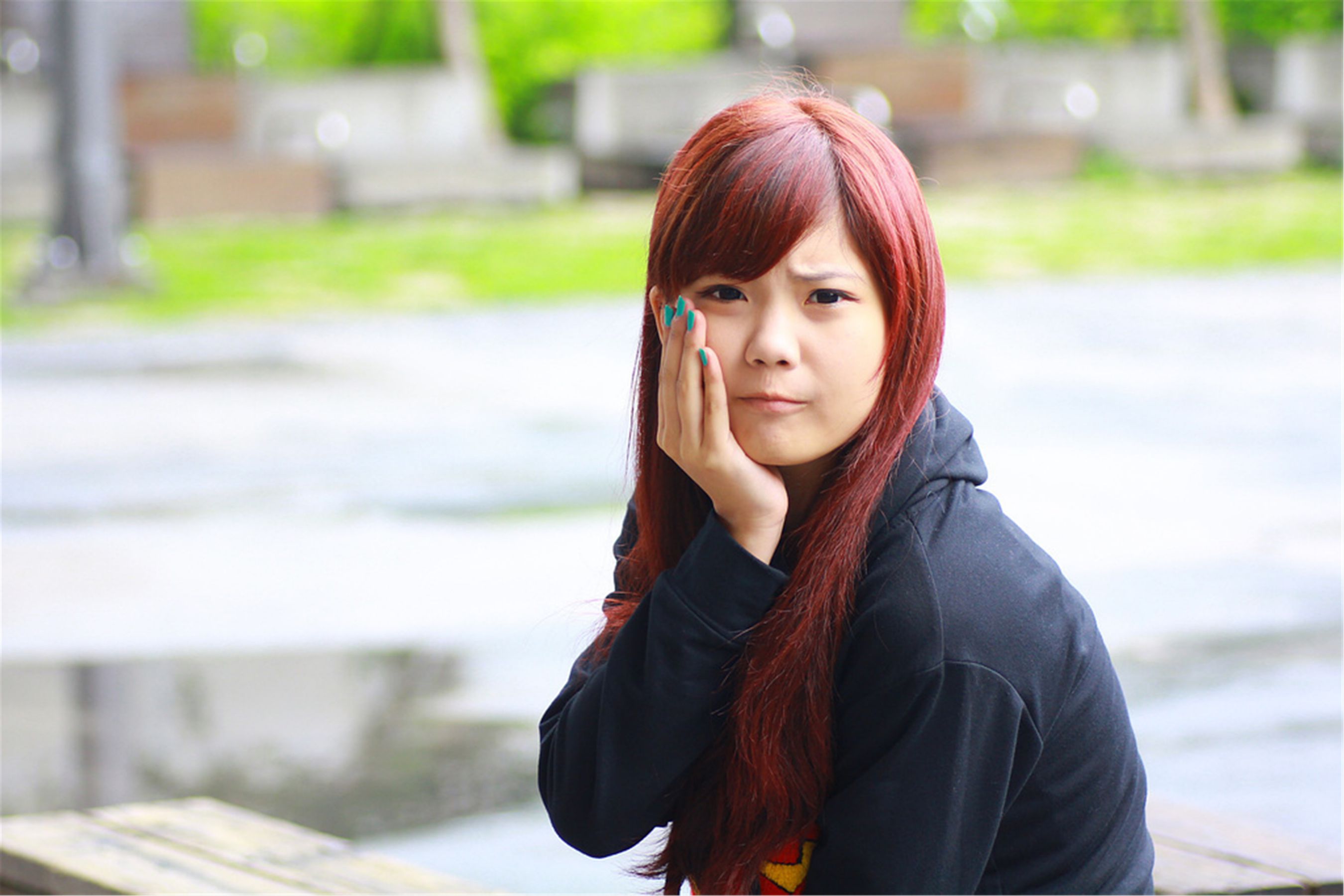 台湾美少女小静《電影公園外拍》-图1