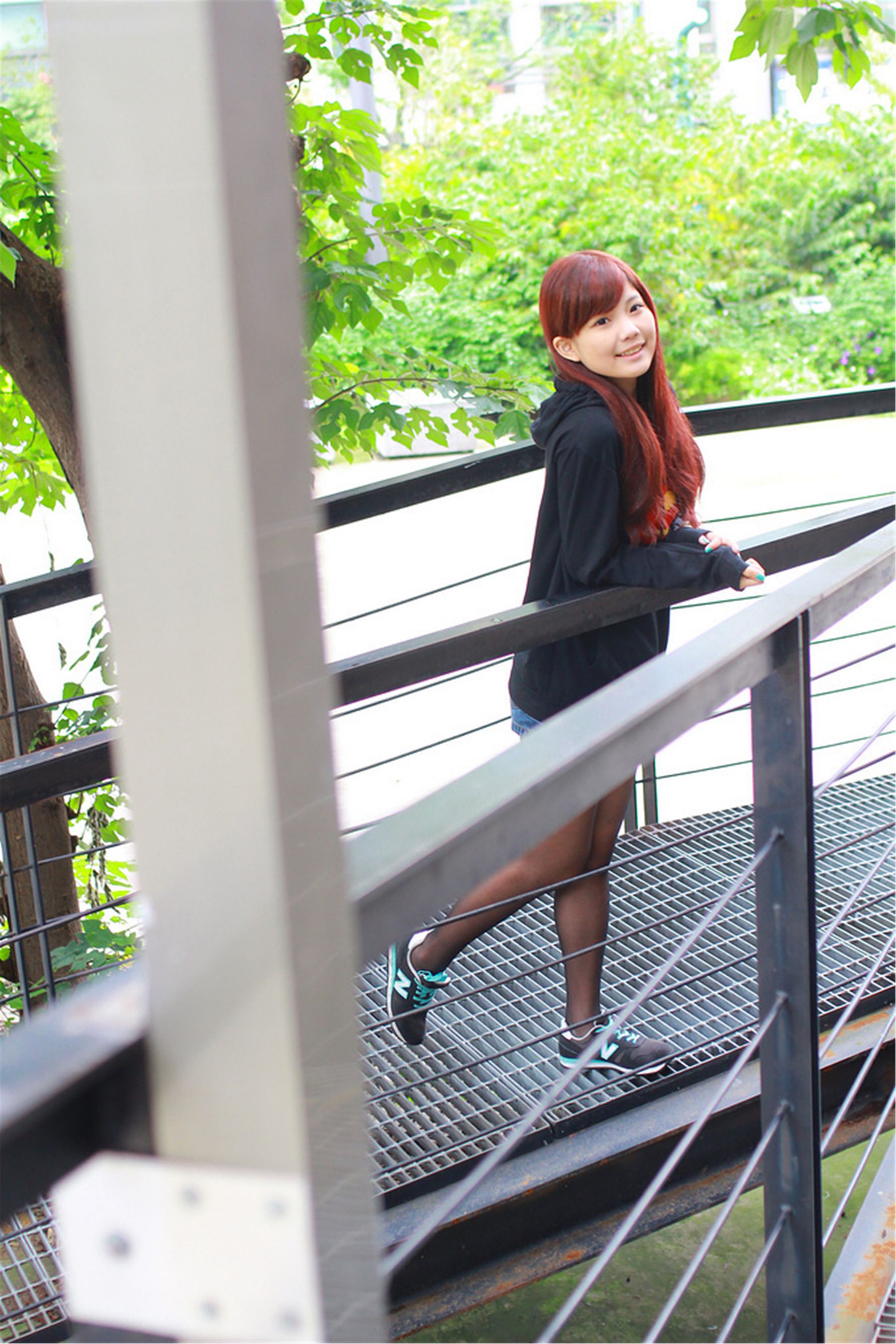 台湾美少女小静《電影公園外拍》-图19