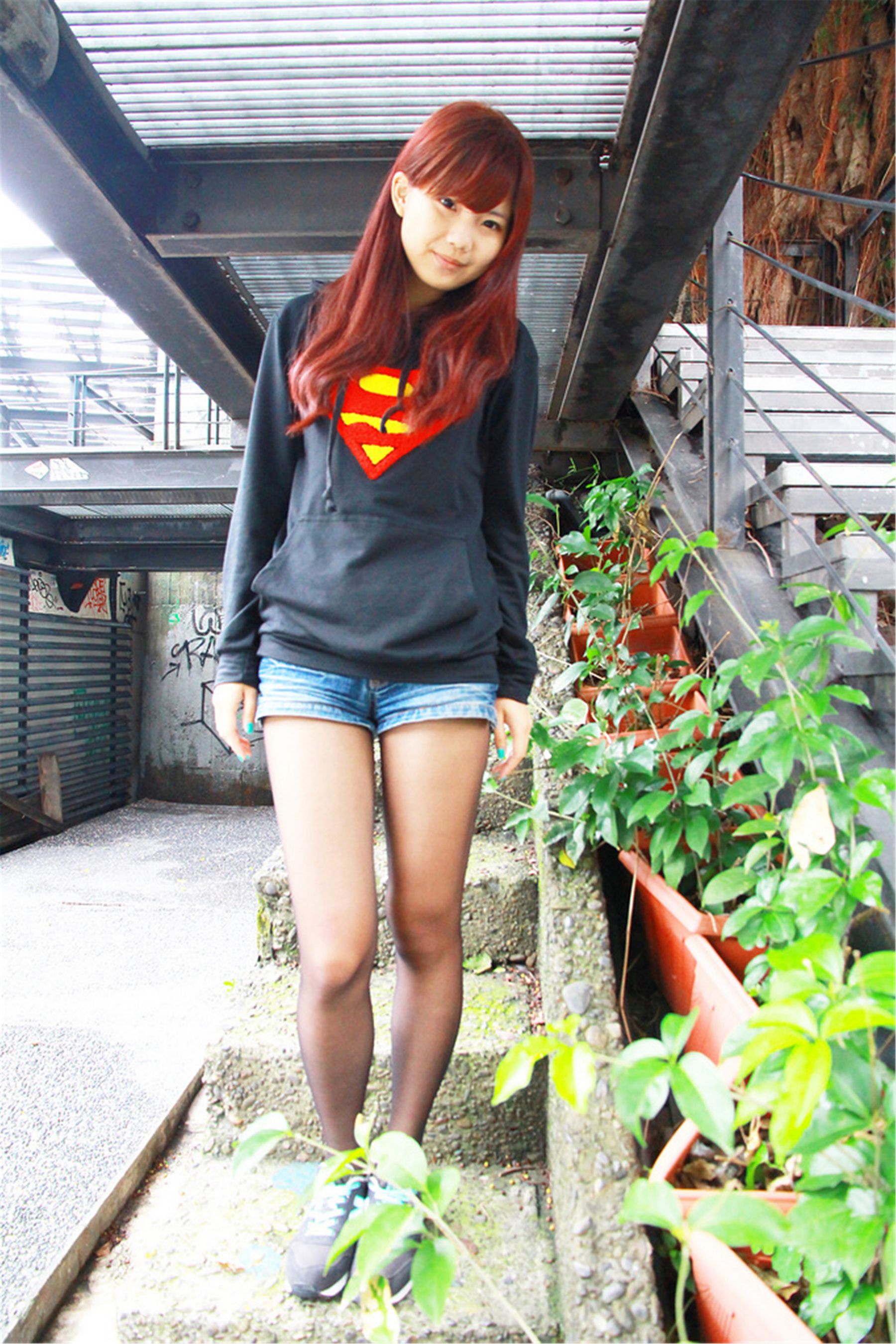 台湾美少女小静《電影公園外拍》-图35