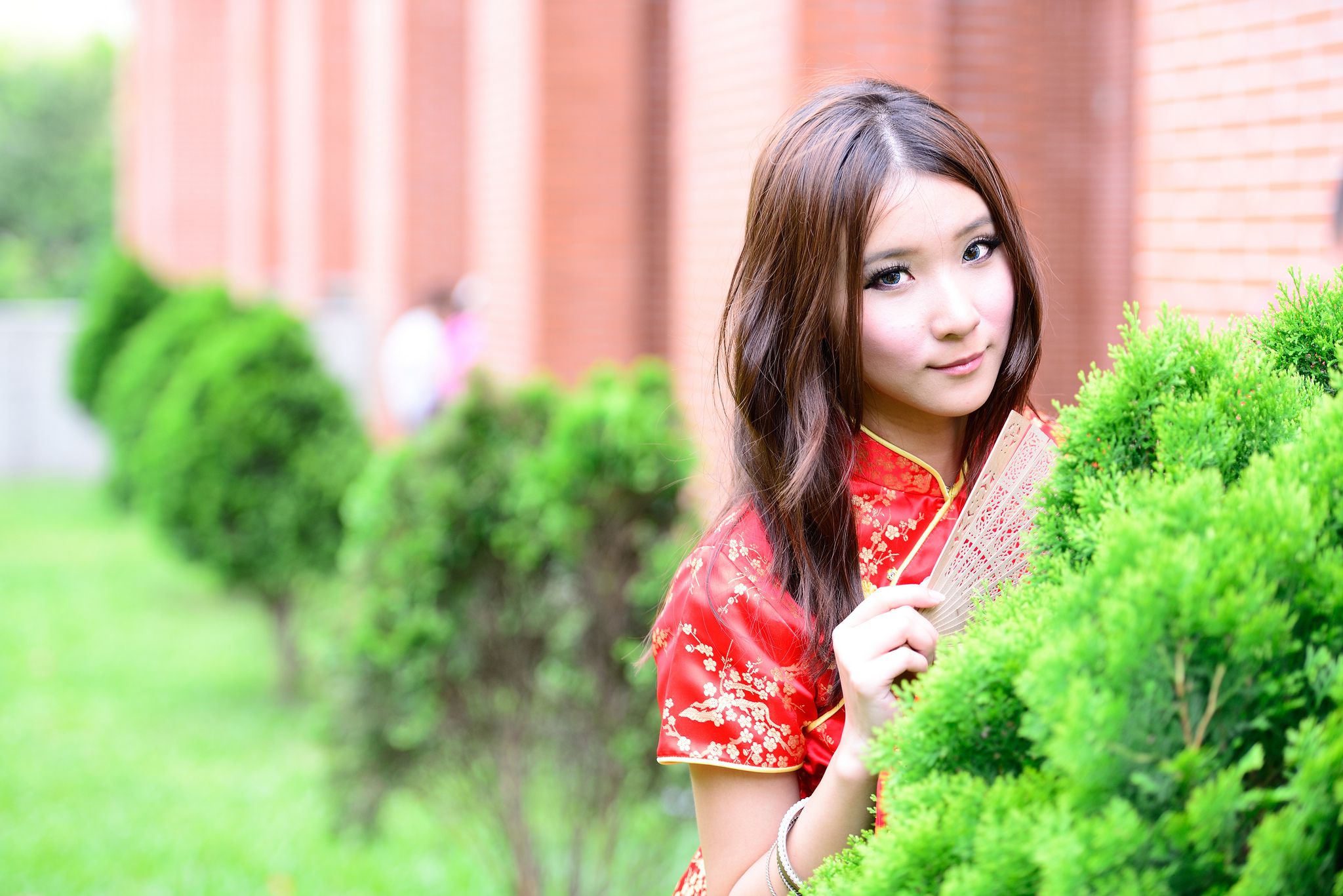 台湾模特阿布《红黑旗袍系列外拍》-图1