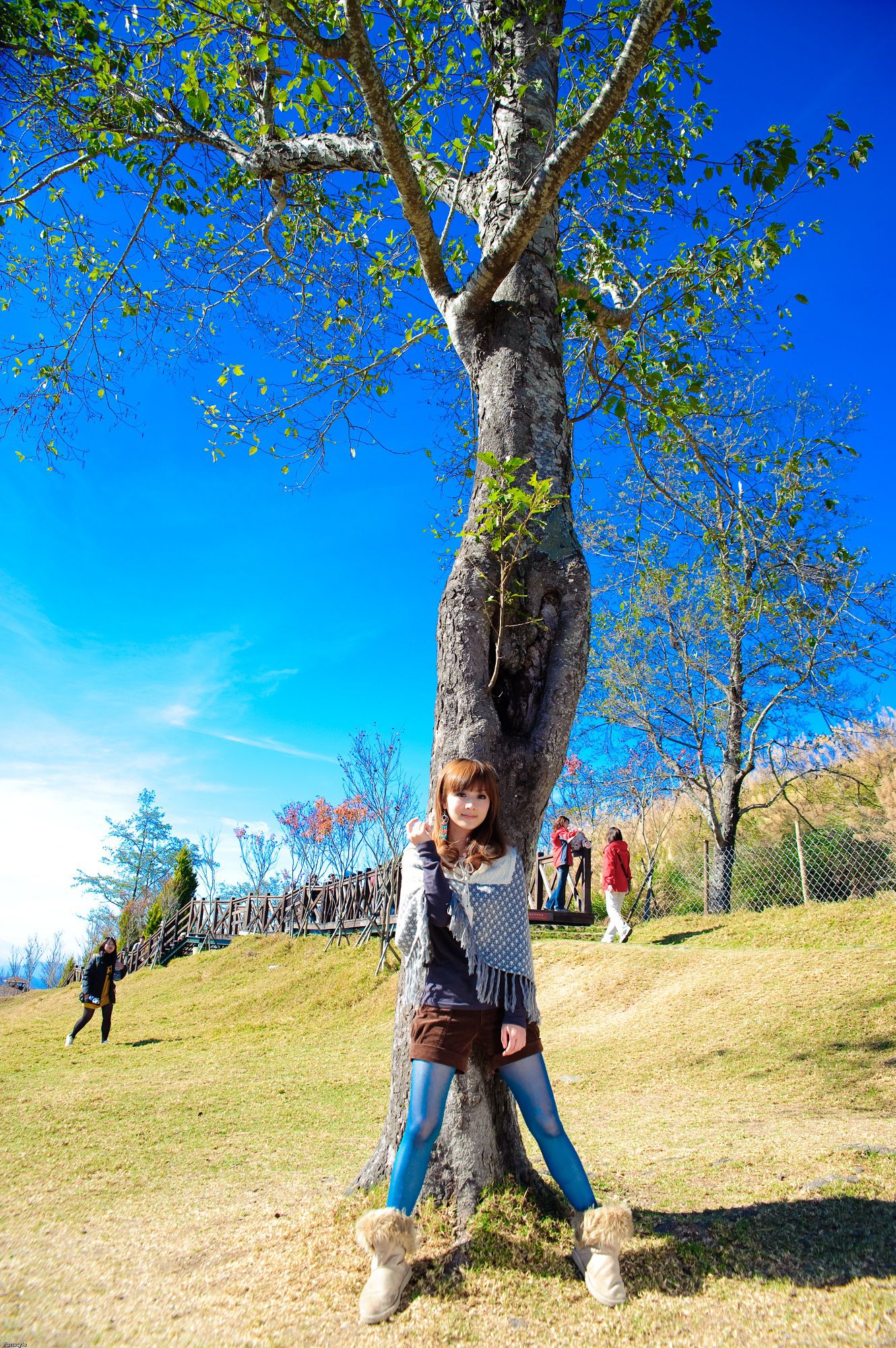 果子MM/张允霏《果子遊清境》-图1