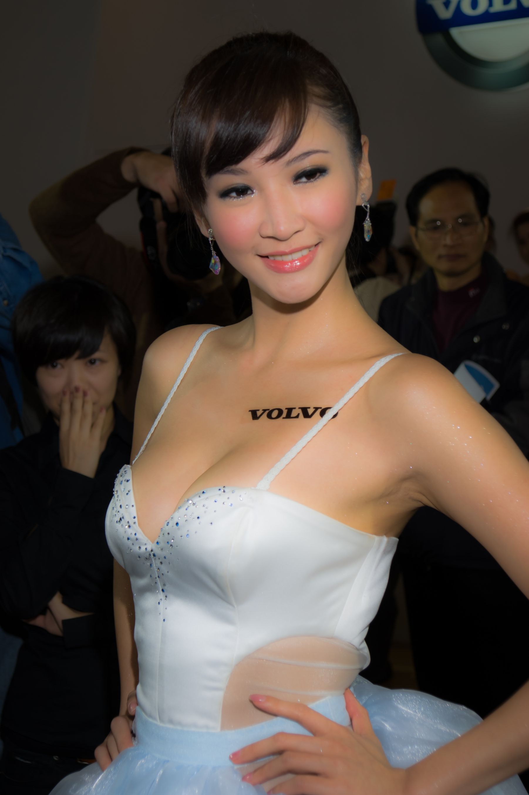 Mia魏靖軒《VOLVO车展美乳系列》高清套图-图44