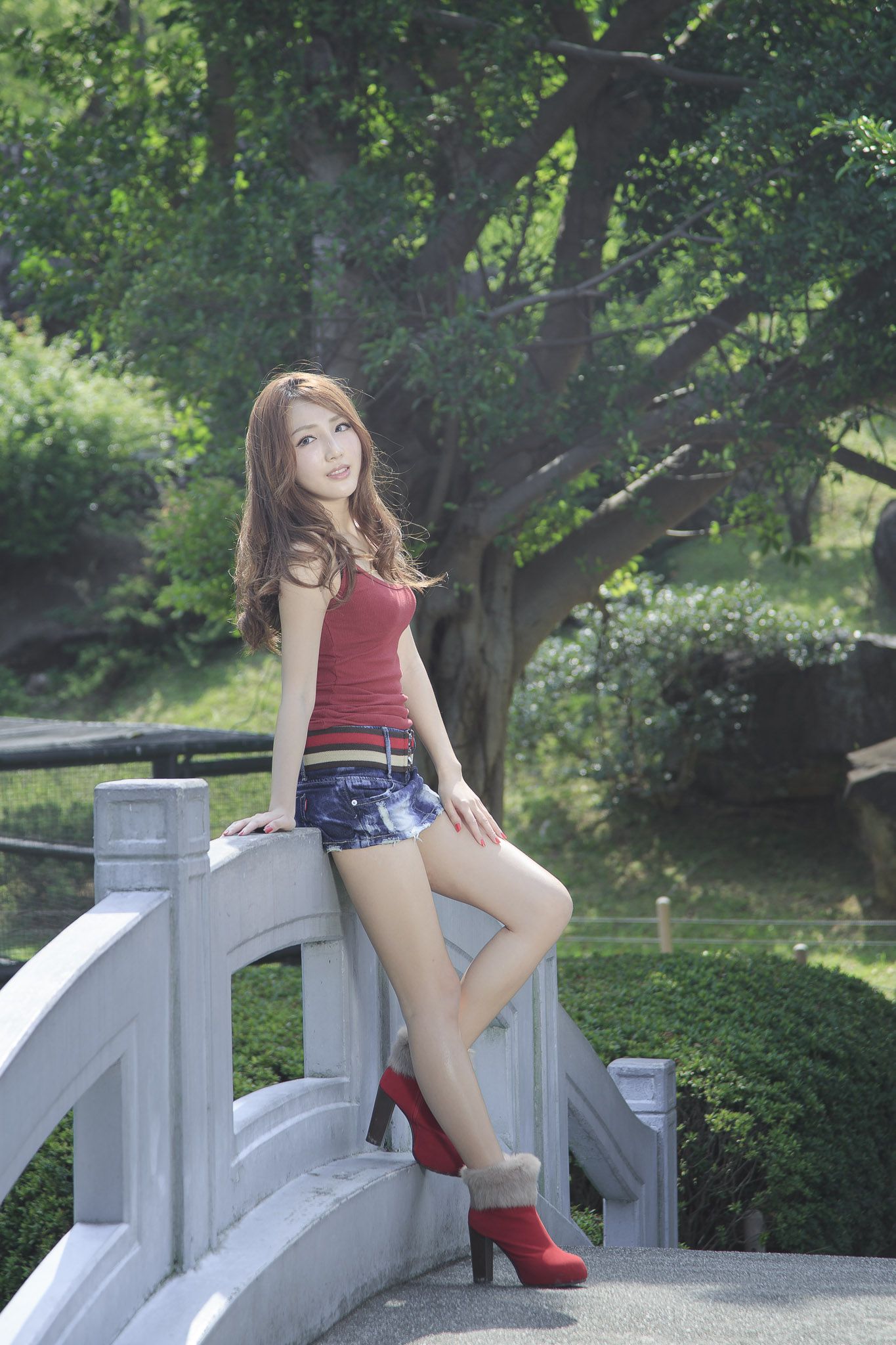 台湾女神Syuan赵芸《至善園》外拍-图2