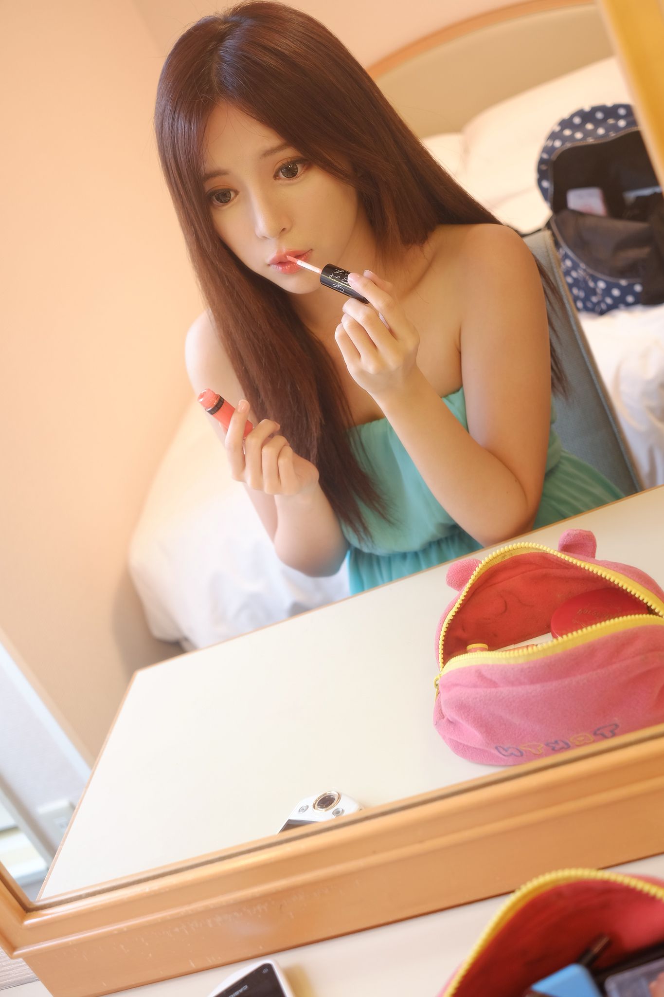 台湾正妹张齐郡JULIE《化妆镜旁的女神》-图6