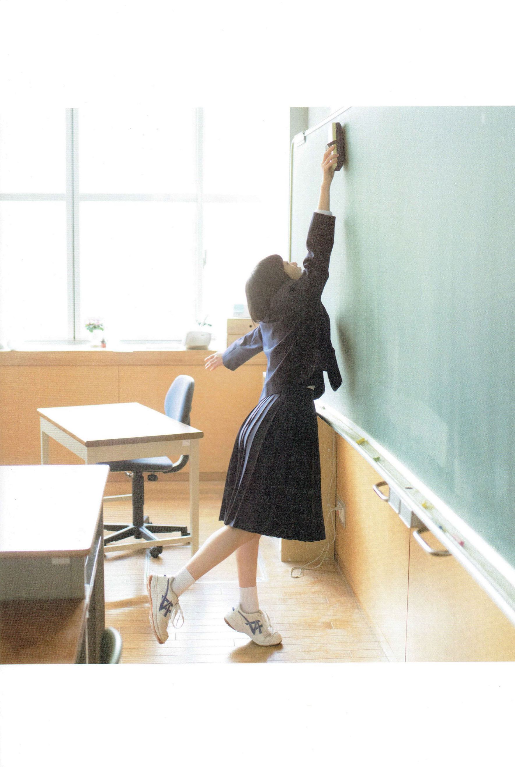 生駒里奈《君の足跡》-图33