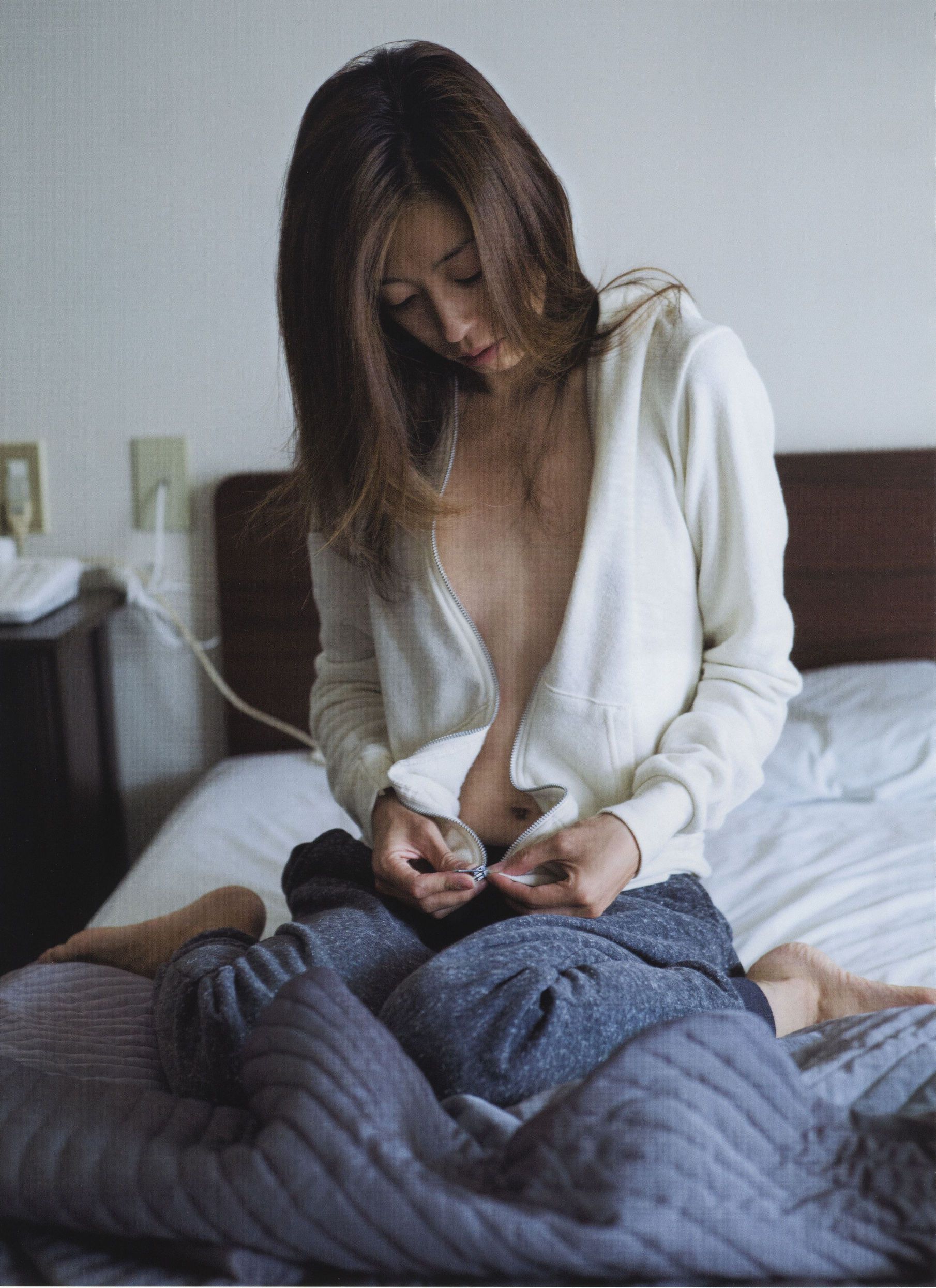 中村愛美 《Lyin  Eyes》-图4