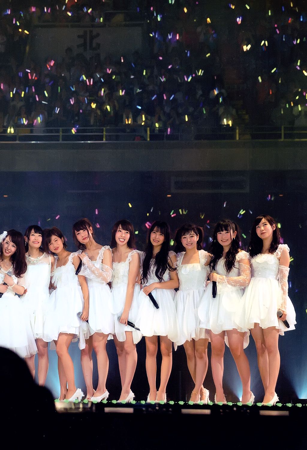 山田菜々/山田菜菜《NMB48卒業メモリアル·フォトブック》-图12