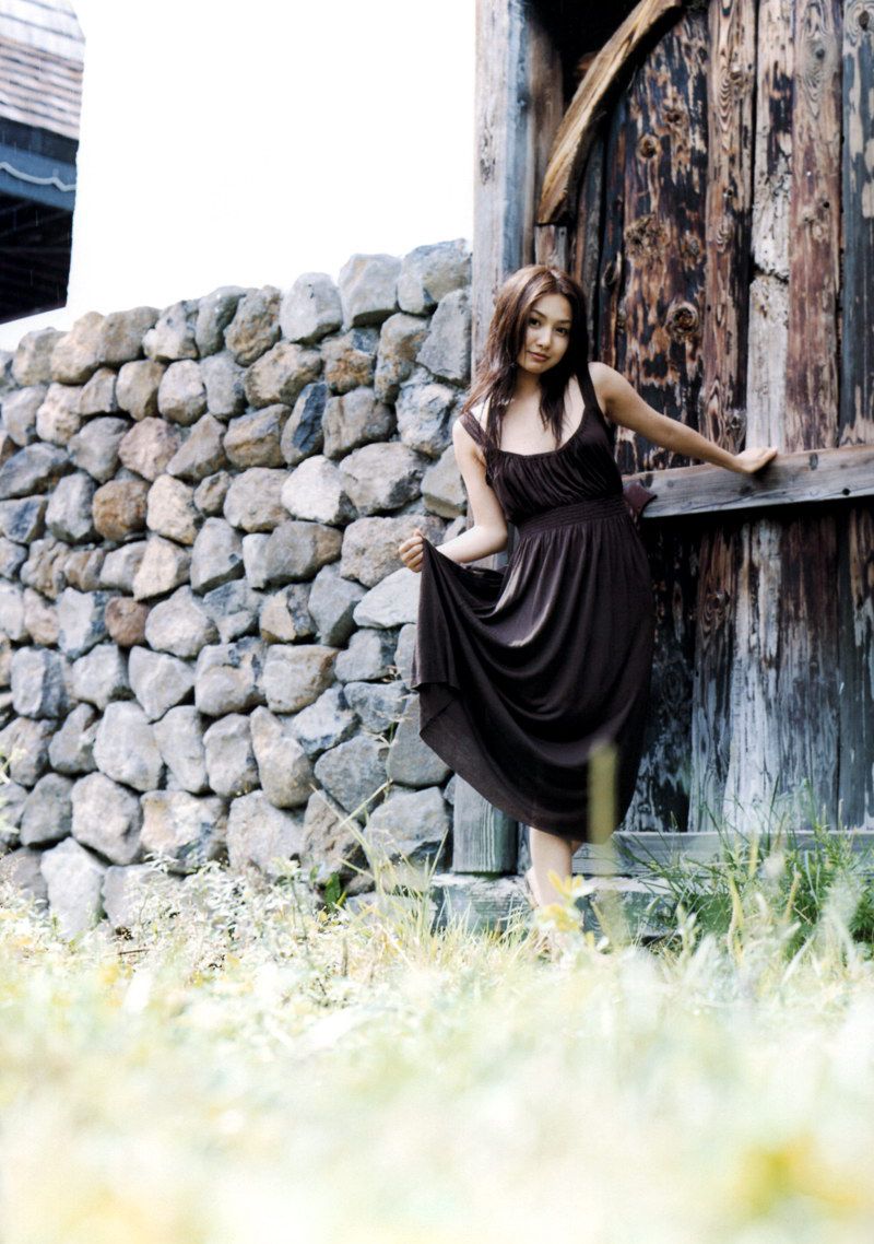 周防玲子《Chamomile》-图1