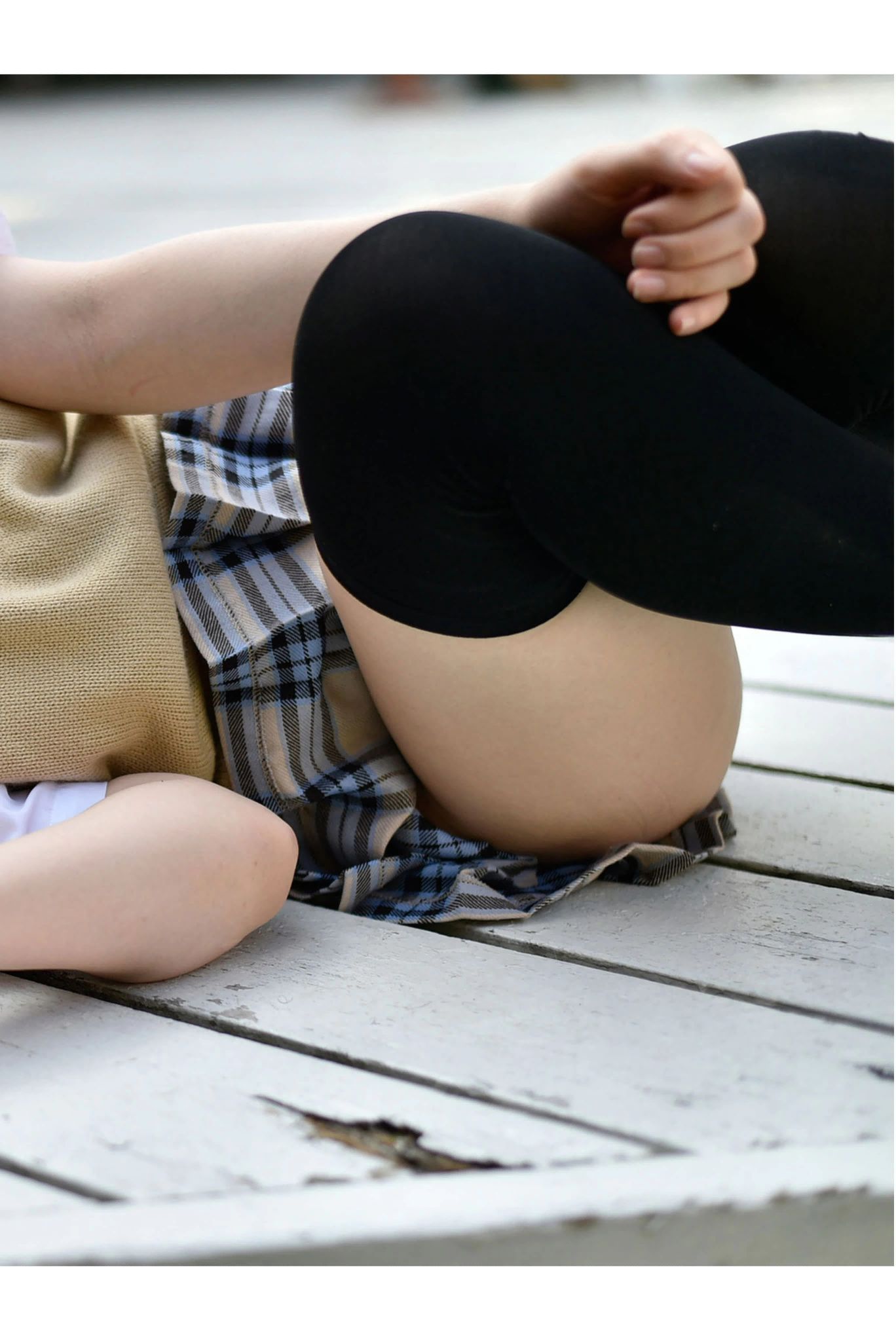 雨宮留菜 《女子校生 萌える絶対領域》-图21