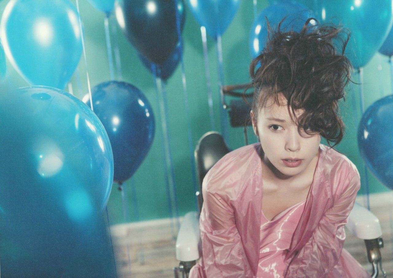 户田惠梨香 《IQUEEN》-图25