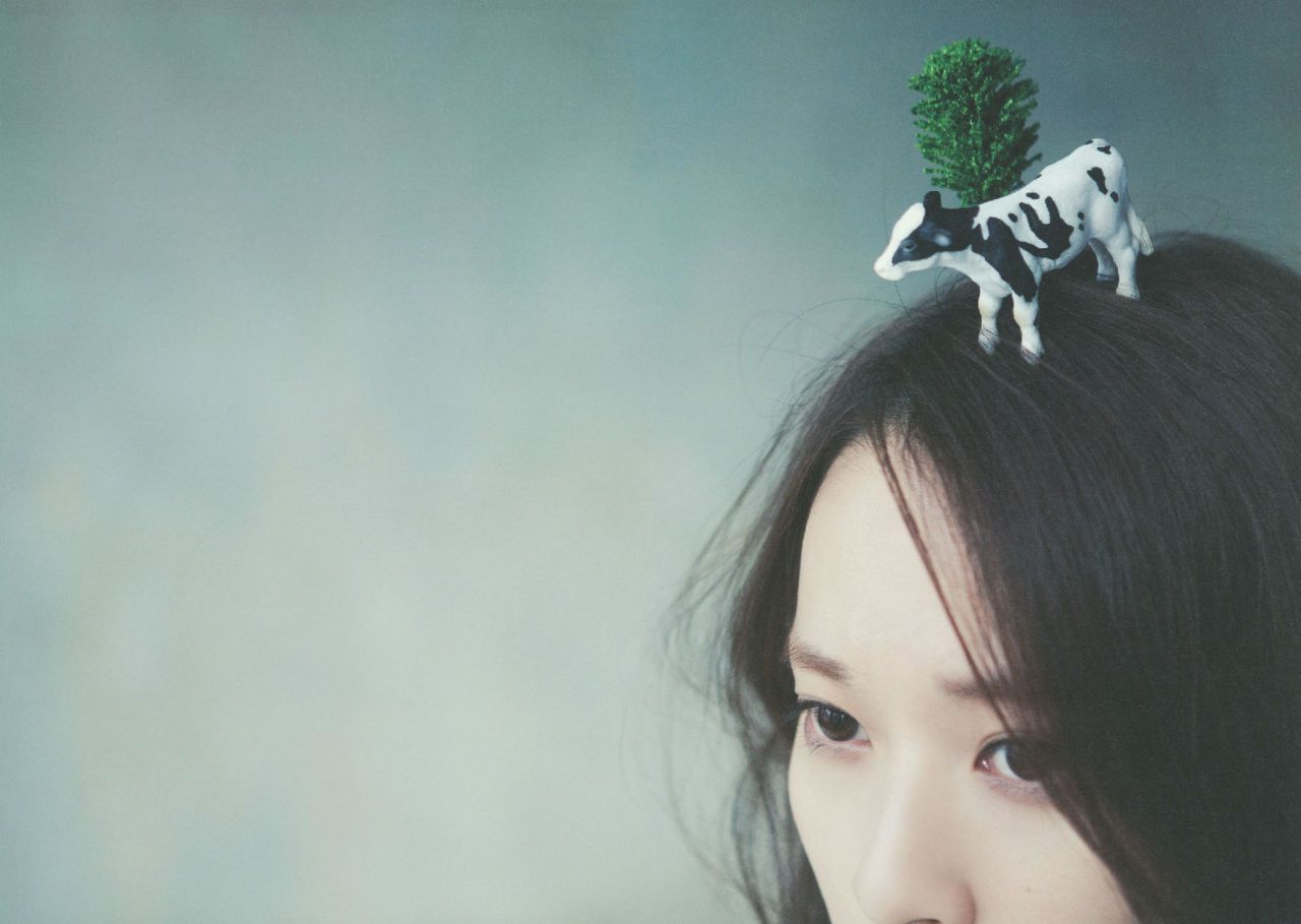 户田惠梨香 《IQUEEN》-图3